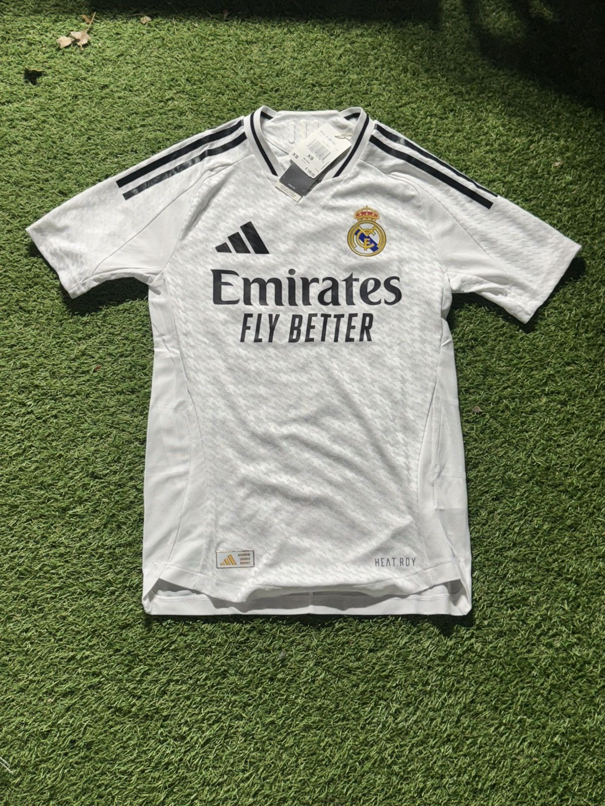 Adidas Real Madrid 24/25 home jersey player version men’s xs Size US XS / EU 42 / 0 - 1 Thumbnail