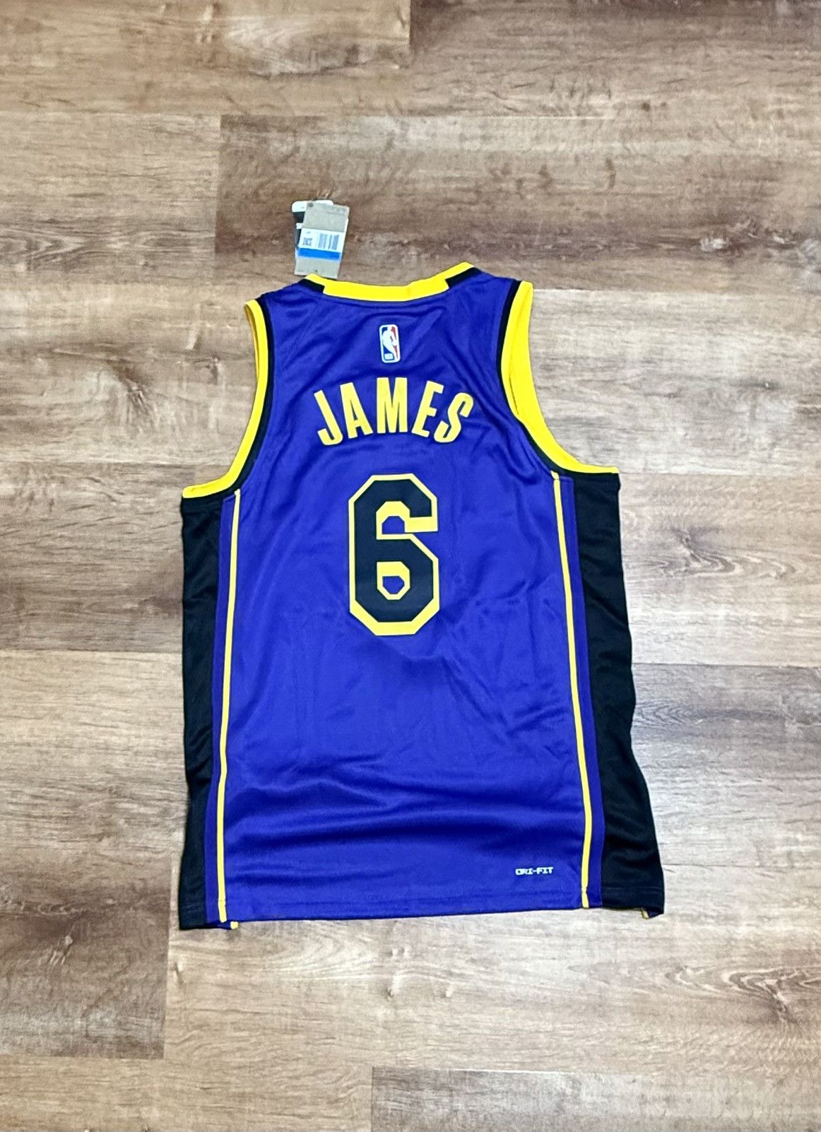 Jordan Brand LeBron James Los Angles Lakers Jersey Size US M / EU 48-50 / 2 - 3 Thumbnail