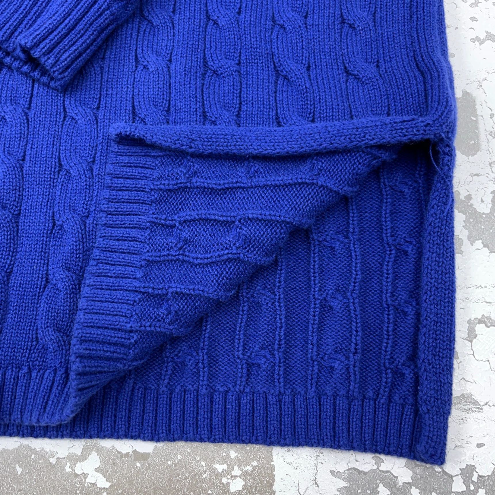 Ralph Lauren VINTAGE Lauren Ralph Lauren Sweater Women 1X Blue Cable-Knit V-Neck Pullover Regular Fit All Seasons Womens Women Size XL / US 12-14 / IT 48-50 - 4 Thumbnail