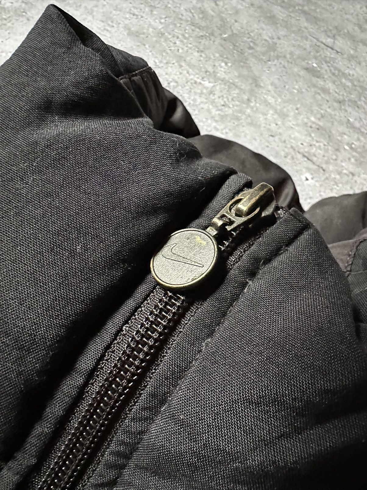 Nike × Vintage Vintage Y2K Nike Women’s Puffer Vest Jacket Size US S / EU 44-46 / 1 - 4 Thumbnail