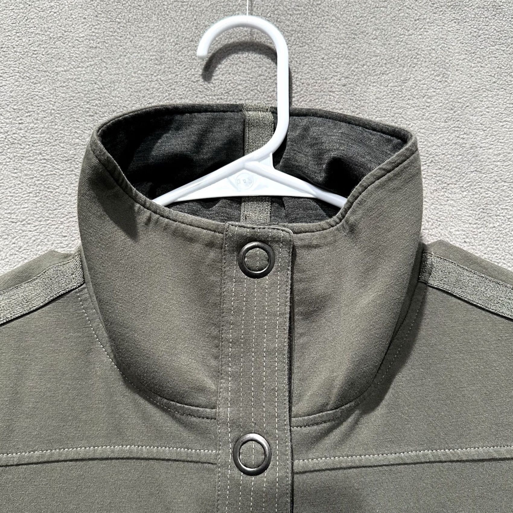 Vintage Kuhl Krush Jacket Womens Small Green Snap-Up Pockets Outdoor Casual EUC Hoodie? Size S / US 4 / IT 40 - 3 Thumbnail