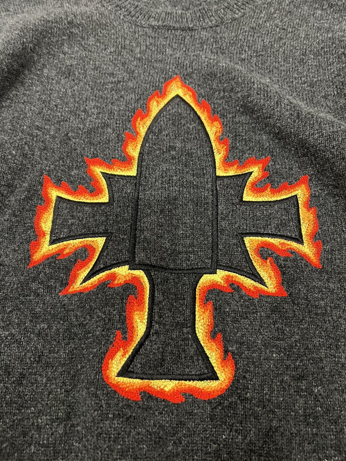 Who Decides War 1o1 Sample motif knit sweater Size US S / EU 44-46 / 1 - 3 Thumbnail