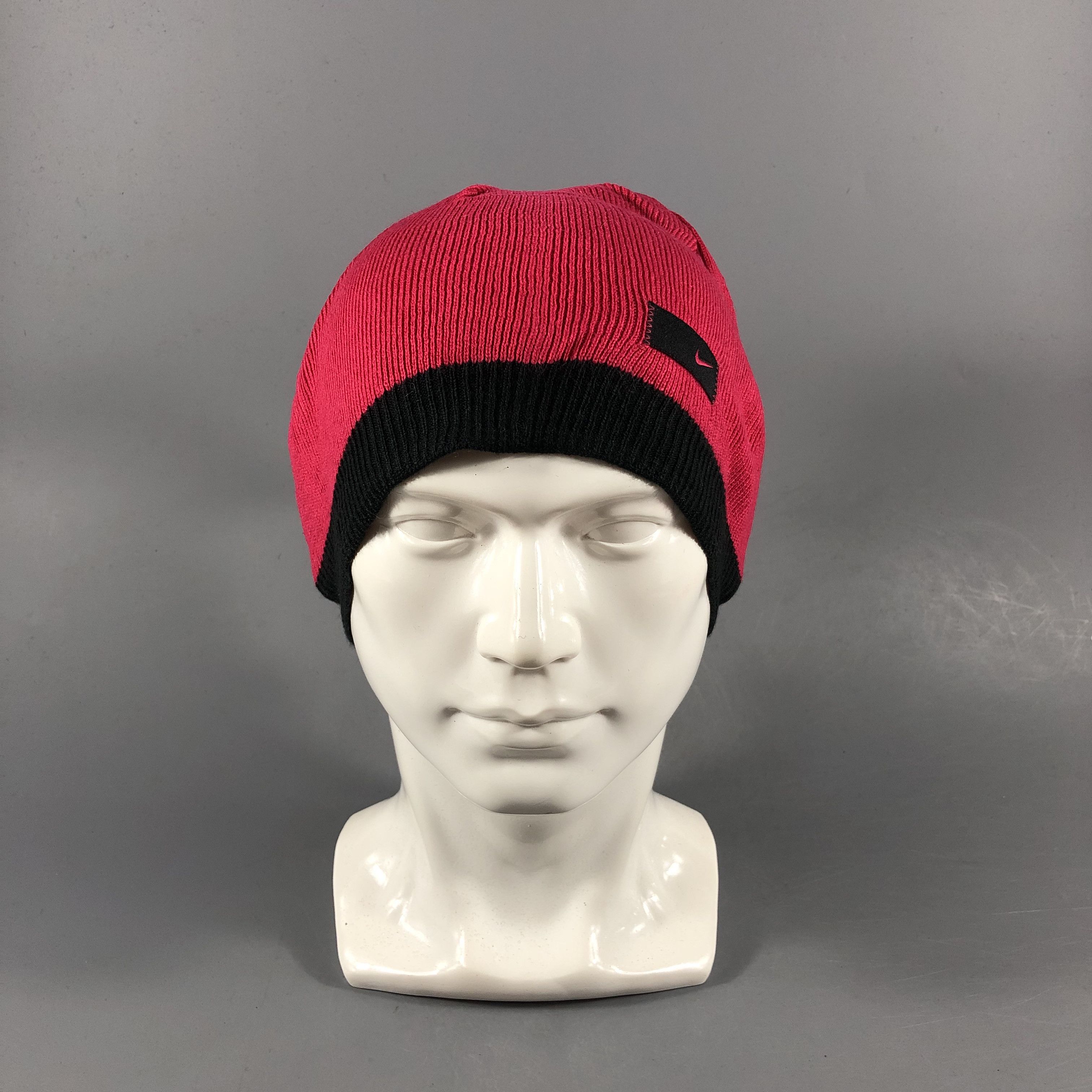 Vintage Nike Pink Beanie Snowcap Snow Hat B971 Size ONE SIZE - 1 Thumbnail