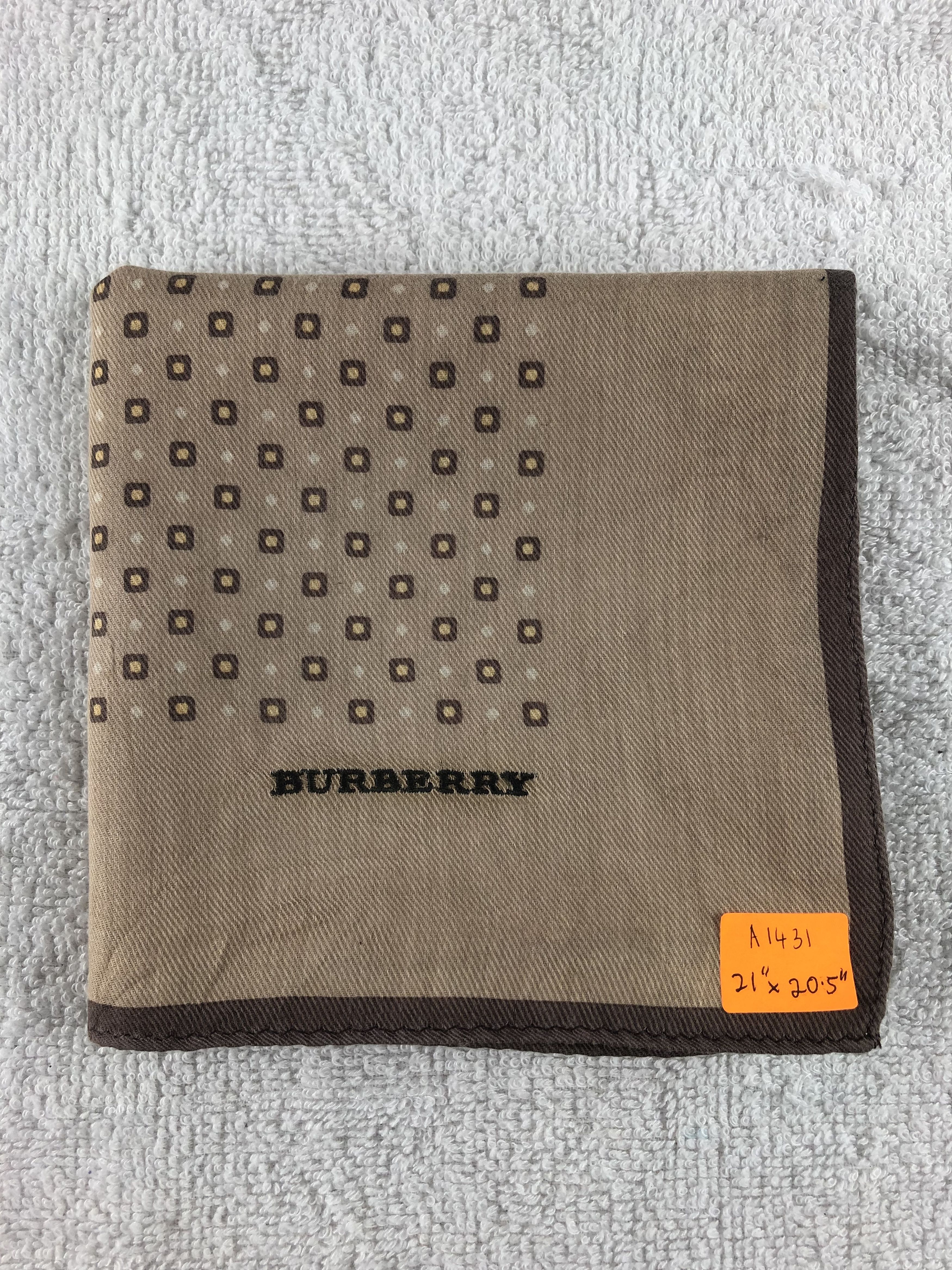 Burberry Burberry Handkerchief / Bandana / Neckerchief Size ONE SIZE - 6 Thumbnail