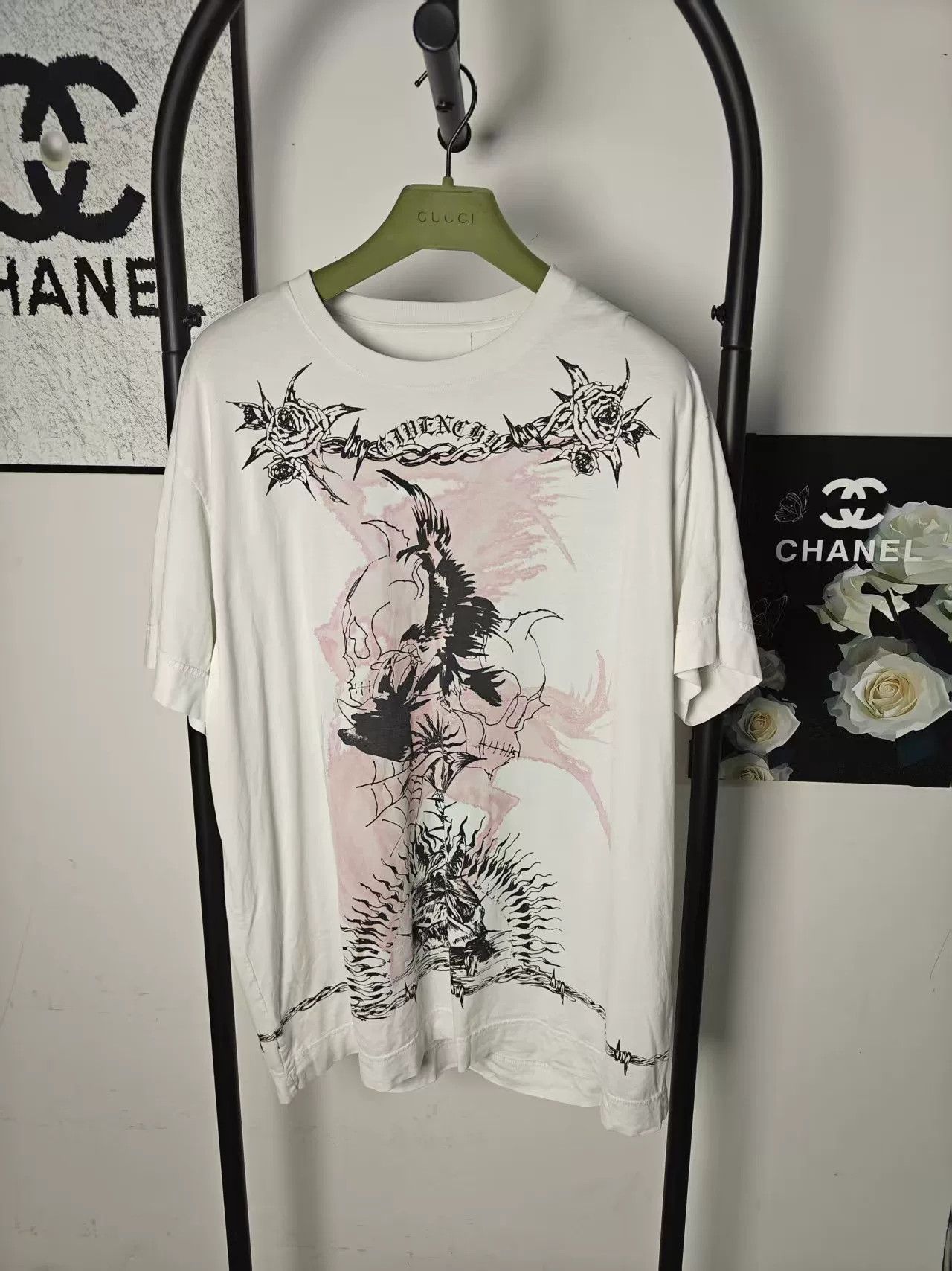 Givenchy Givenchy Short Sleeve T-Shirt Size US M / EU 48-50 / 2 - 1 Thumbnail