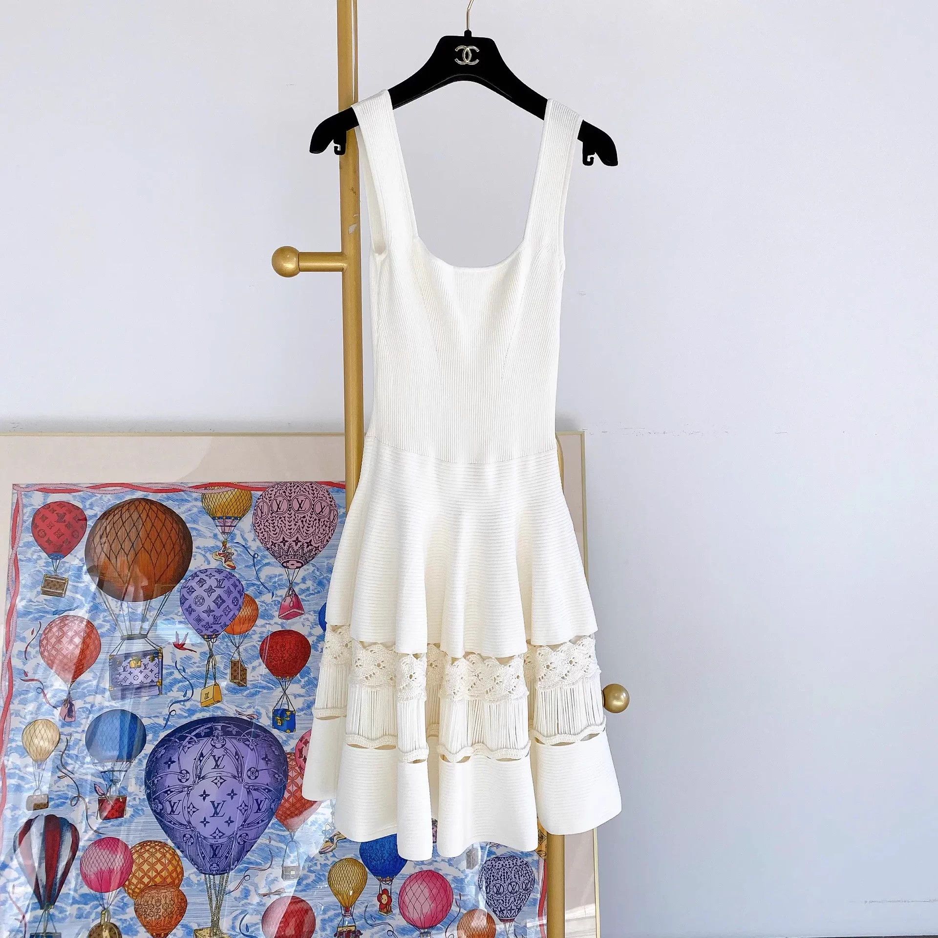 Alexander McQueen Alexander McQueen white sleeveless knit dress XS Size XS / US 0-2 / IT 36-38 - 5 Thumbnail