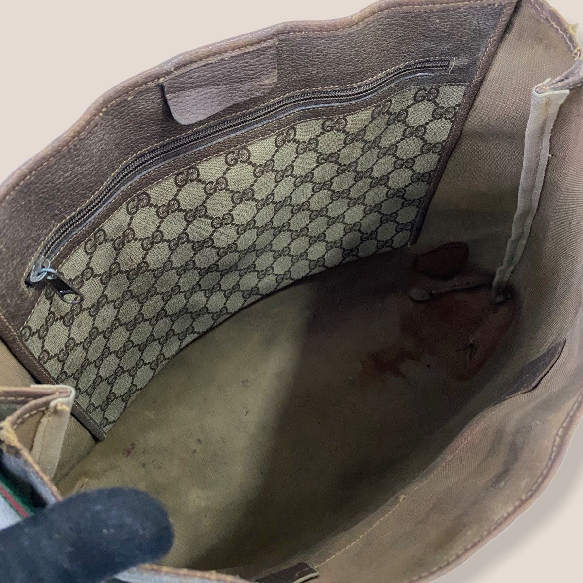 Gucci ‼️YES‼️ AUTHENTIC GUCCI WEB SHERRY LINE SHOPPING TOTE BAG Size ONE SIZE - 8 Thumbnail