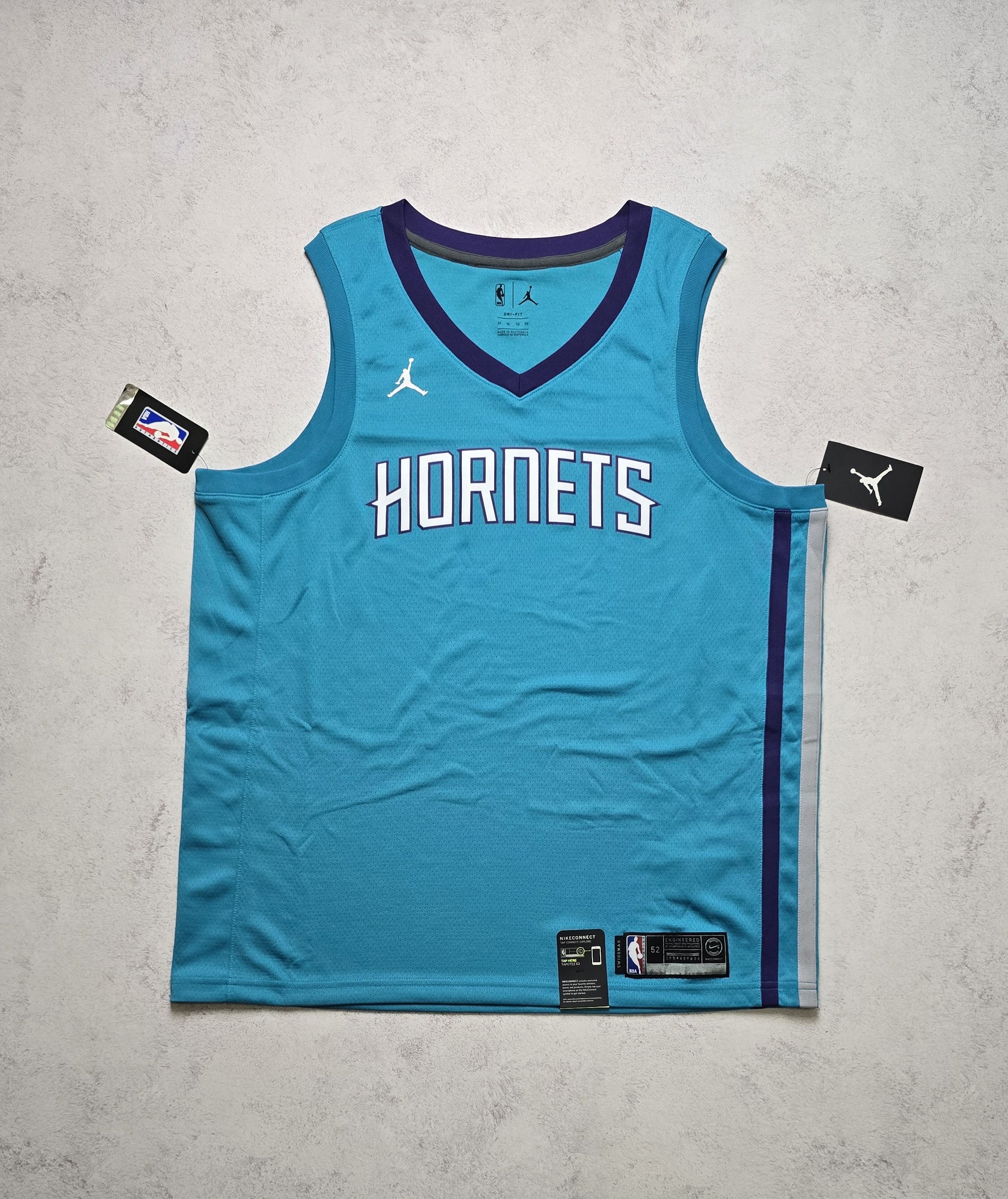 Nike Charlotte Hornets Jordan Brand Swingman Blank Jersey Teal Size US XL / EU 56 / 4 - 1 Thumbnail