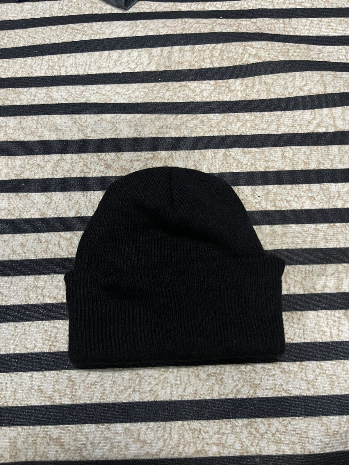 NFL 90s NFL RAIDERS EMBROIDERED LOGO BEANIE HAT Size ONE SIZE - 2 Thumbnail