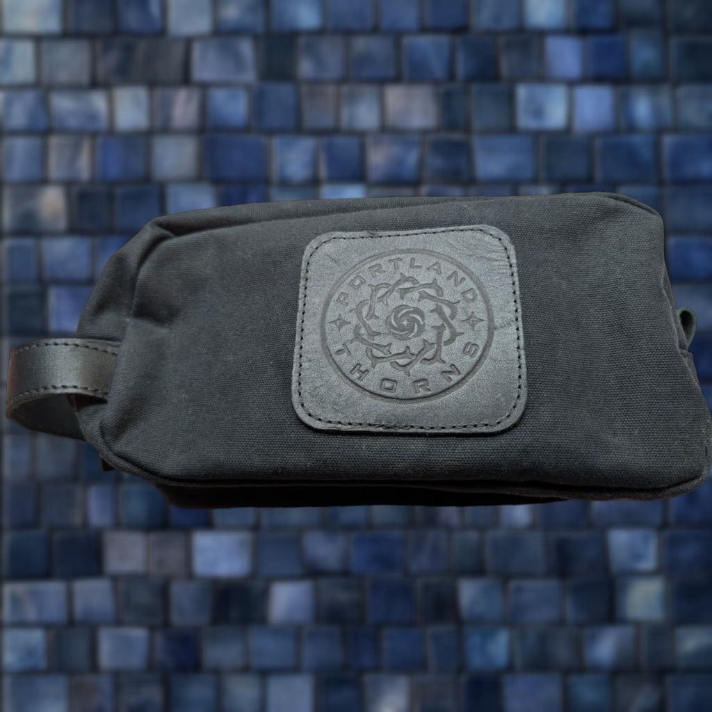 Vintage Portland Thorns Dopp Kit Toiletry Bag Black Canvas Leather Kit Unisex Adults Leather Handle/Strap Size ONE SIZE - 1 Thumbnail