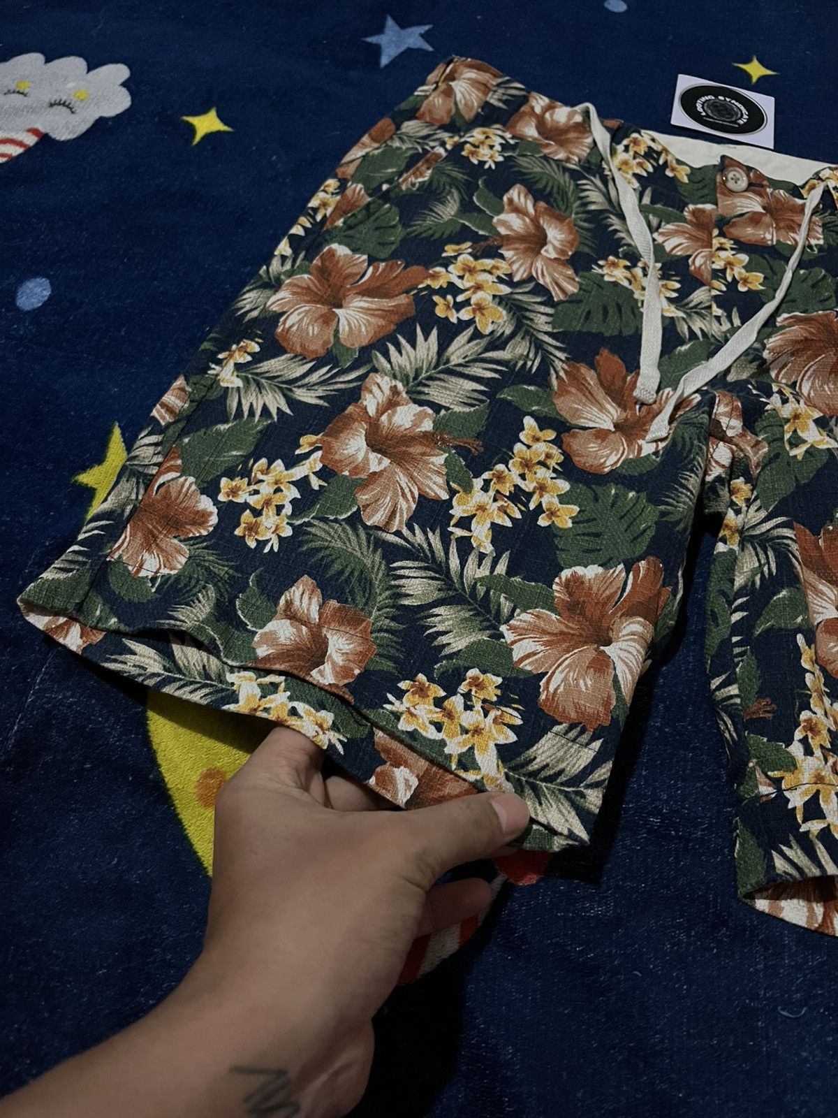 BEAUTY&YOUTH 🔥Beauty & Youth United Arrows Floral Design Short Pants Size US 32 / EU 48 - 7 Thumbnail
