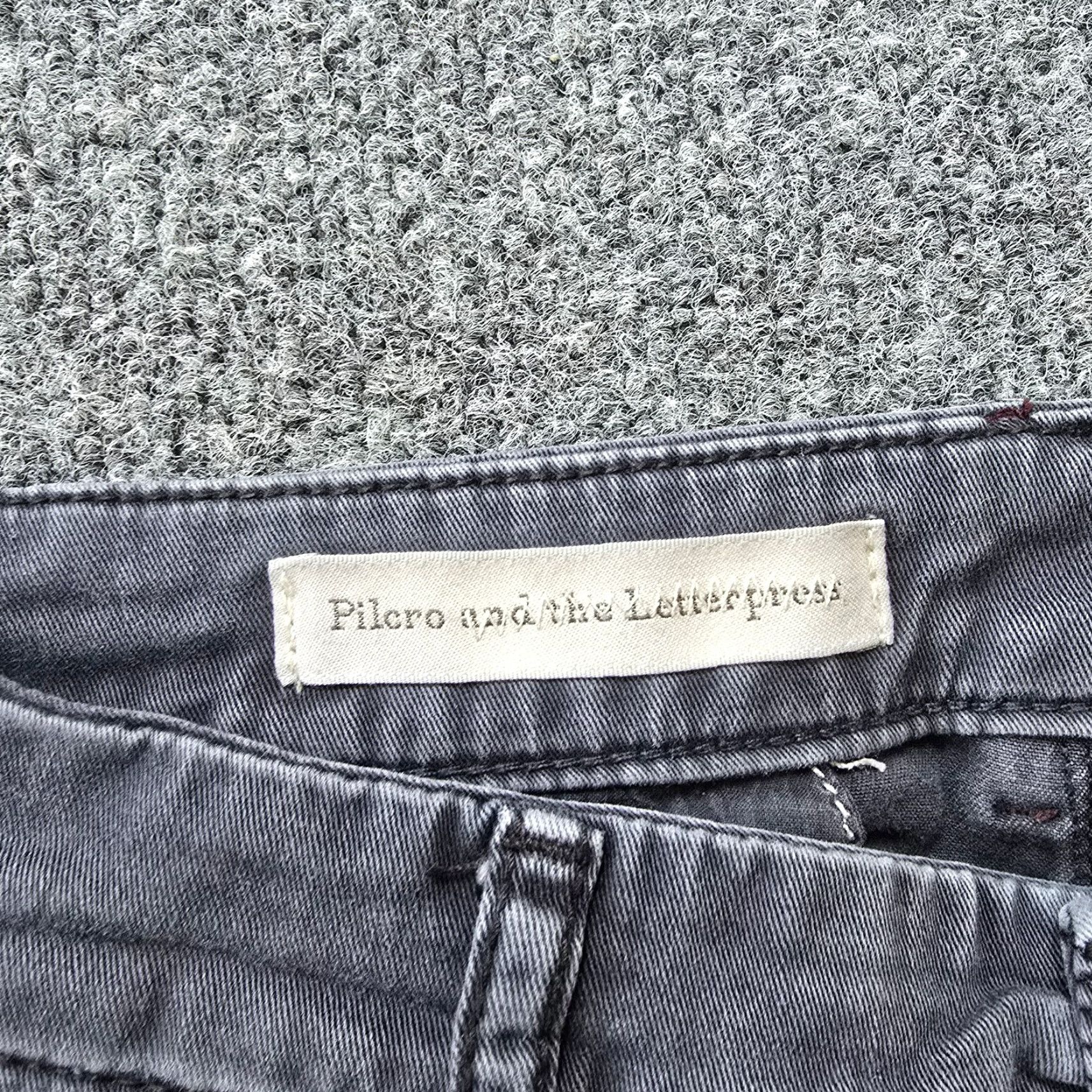 Vintage Pilcro Jeans Womens 28 Black Capri Crop Taper Casual Slim Denim Capris Crop Zipper Fall Spring Summer Womens Size 28" / US 6 / IT 42 - 4 Thumbnail