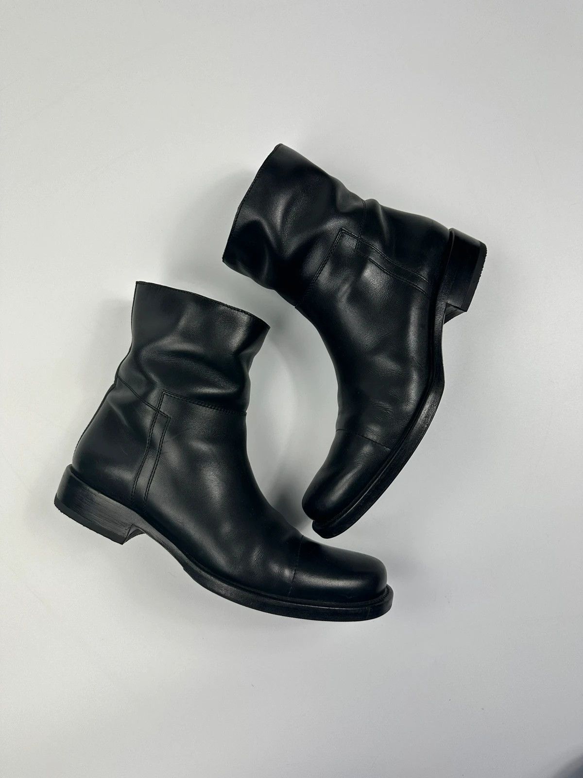 Prada Prada Milano Black Leather Ankle Boots Round Toe Size US 5 / IT 35 - 1 Thumbnail