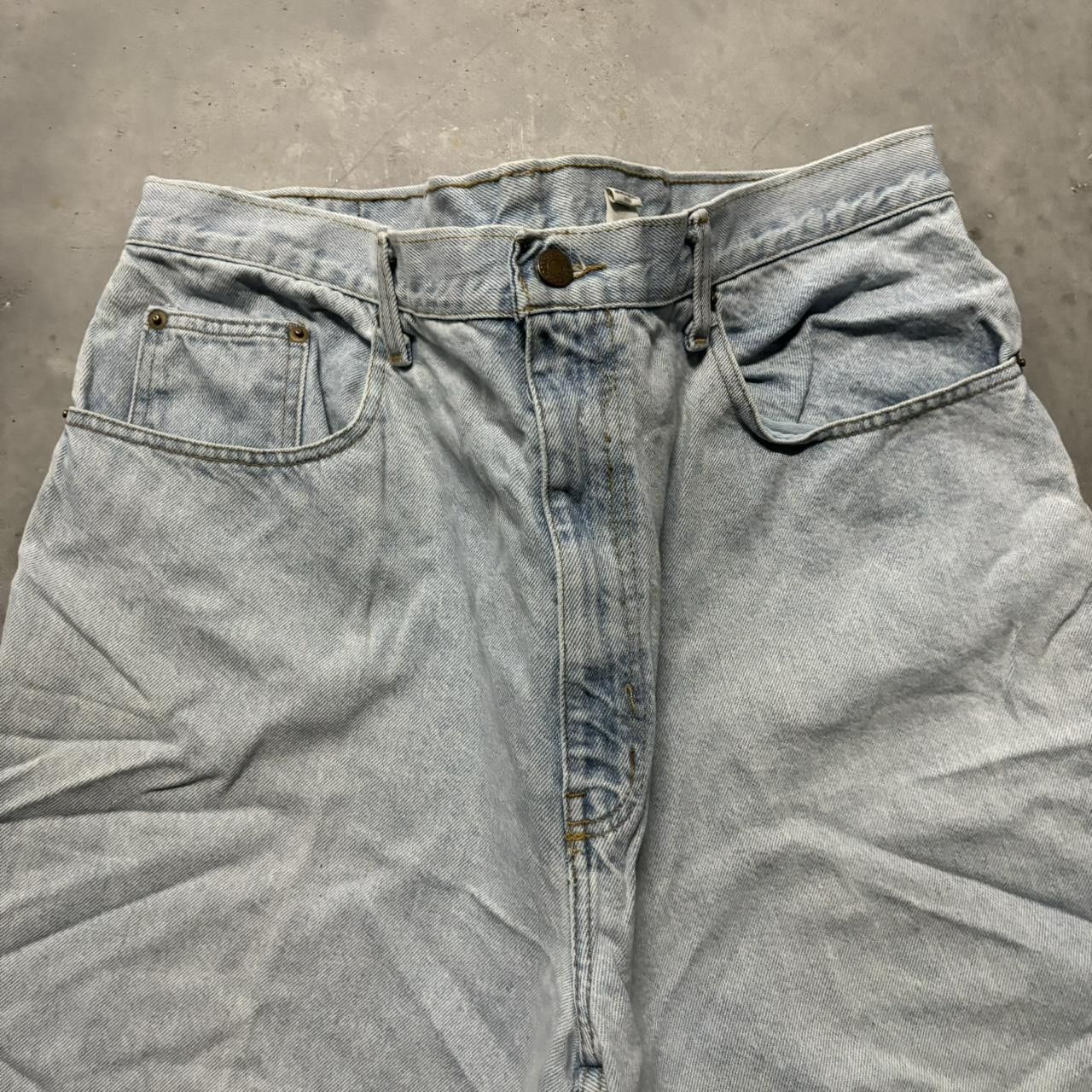 Japanese Brand × Vintage Crazy Vintage Y2K/2000s Baggy Light Wash Denim Skater Jean Shorts Jorts! Size US 40 / EU 56 - 3 Thumbnail