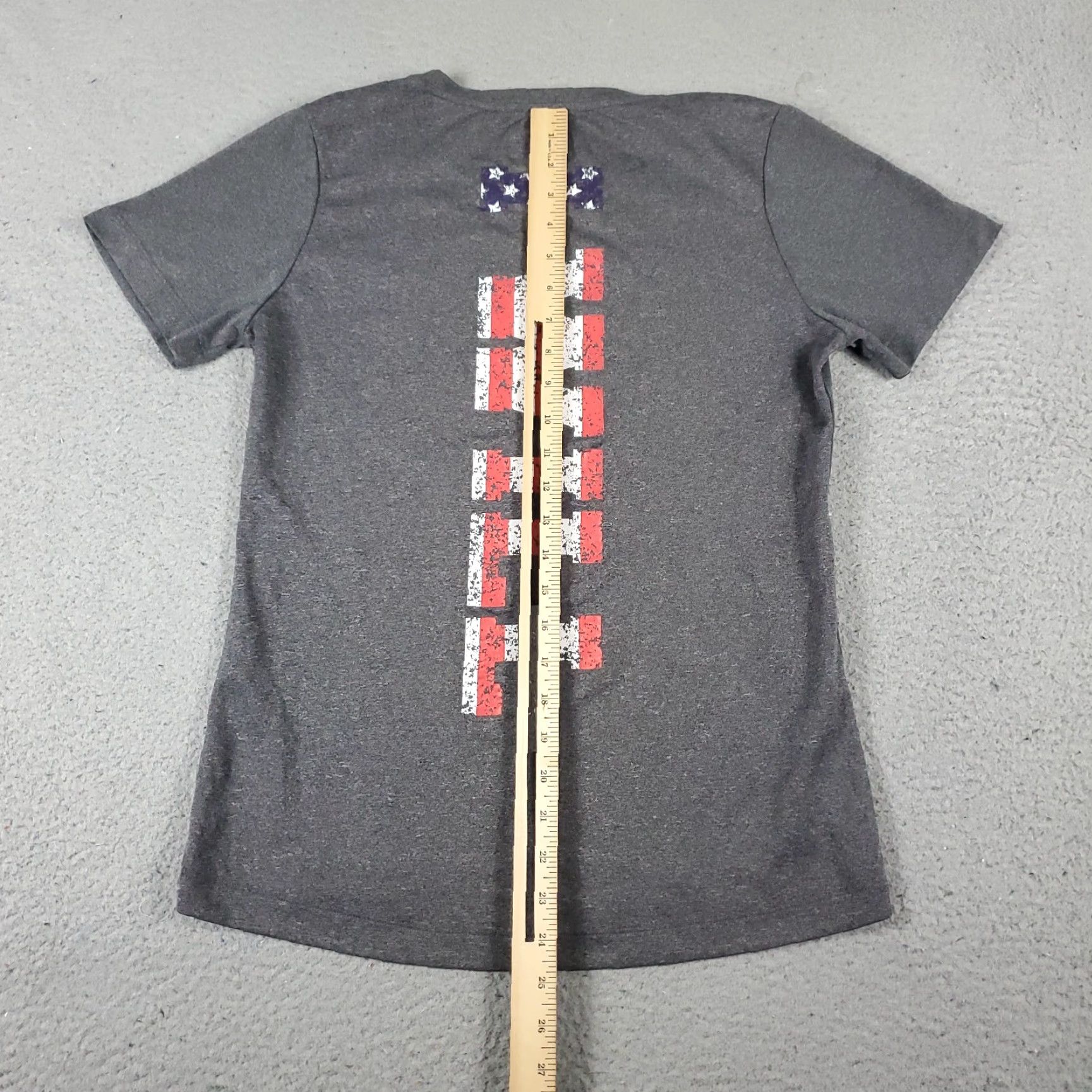 Under Armour Under Armour T-Shirt Mens Short Sleeve Crew Neck Gray USA HeatGear Regular Size M Sports Graphic 90s Modern Mens Size US M / EU 48-50 / 2 - 4 Thumbnail