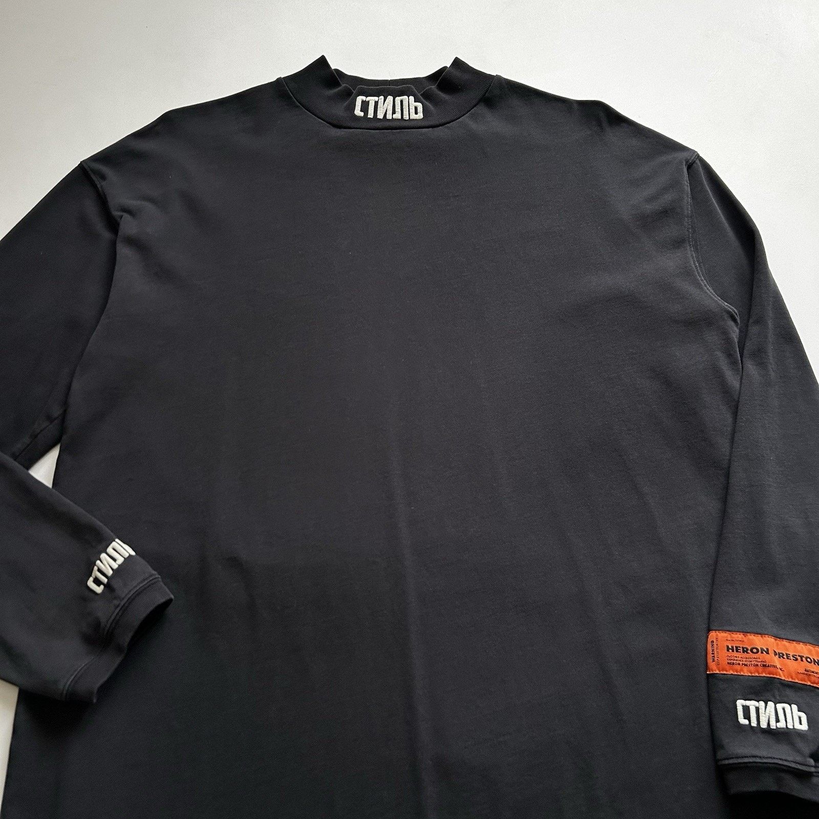 Heron Preston Heron Preston Long Sleeve Mock Neck Shirt Black Medium Rare Size US M / EU 48-50 / 2 - 2 Thumbnail