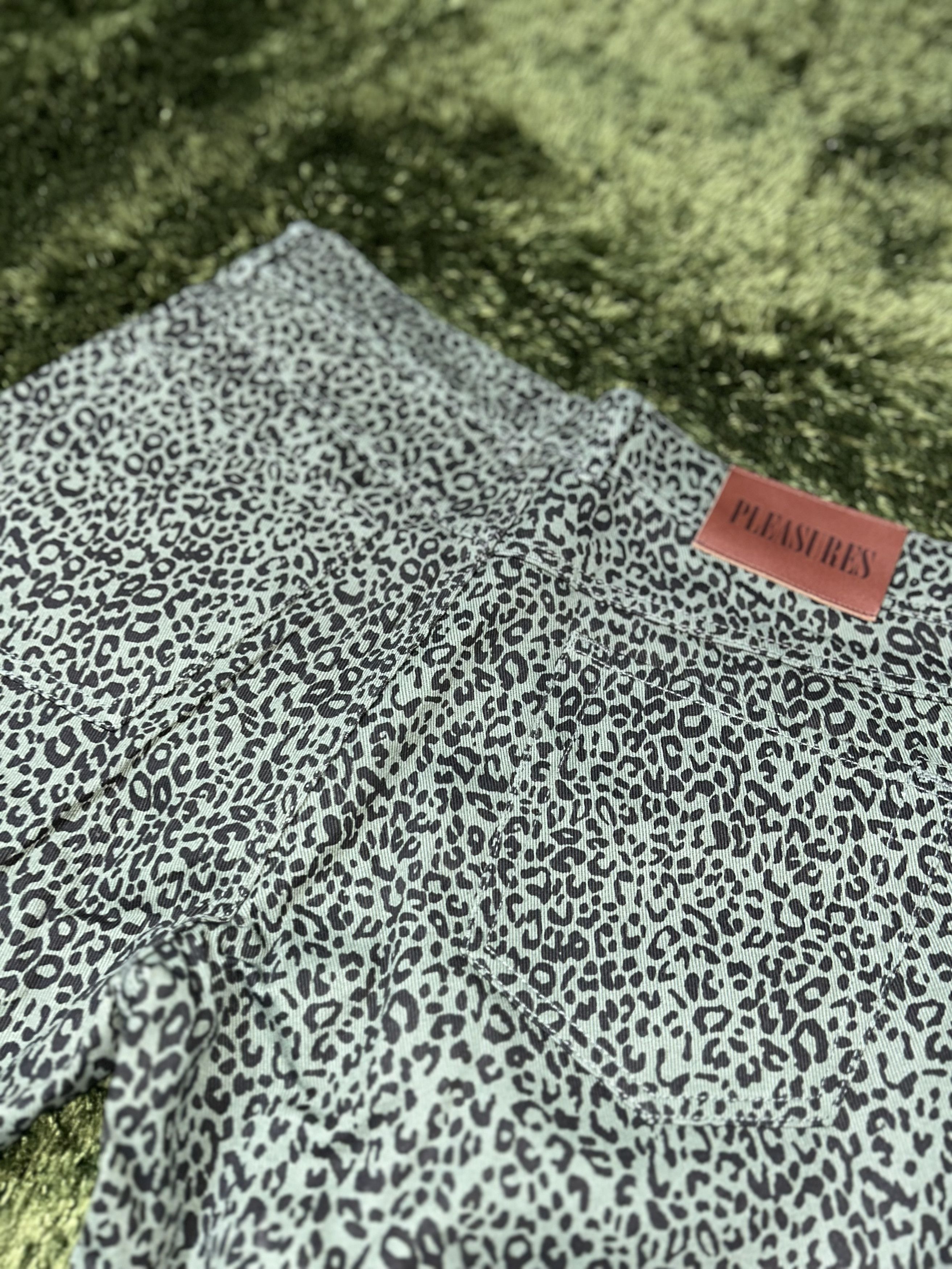 Pleasures [34] pleasures crystal cheetah leopard denim pants green Size US 34 / EU 50 - 7 Thumbnail