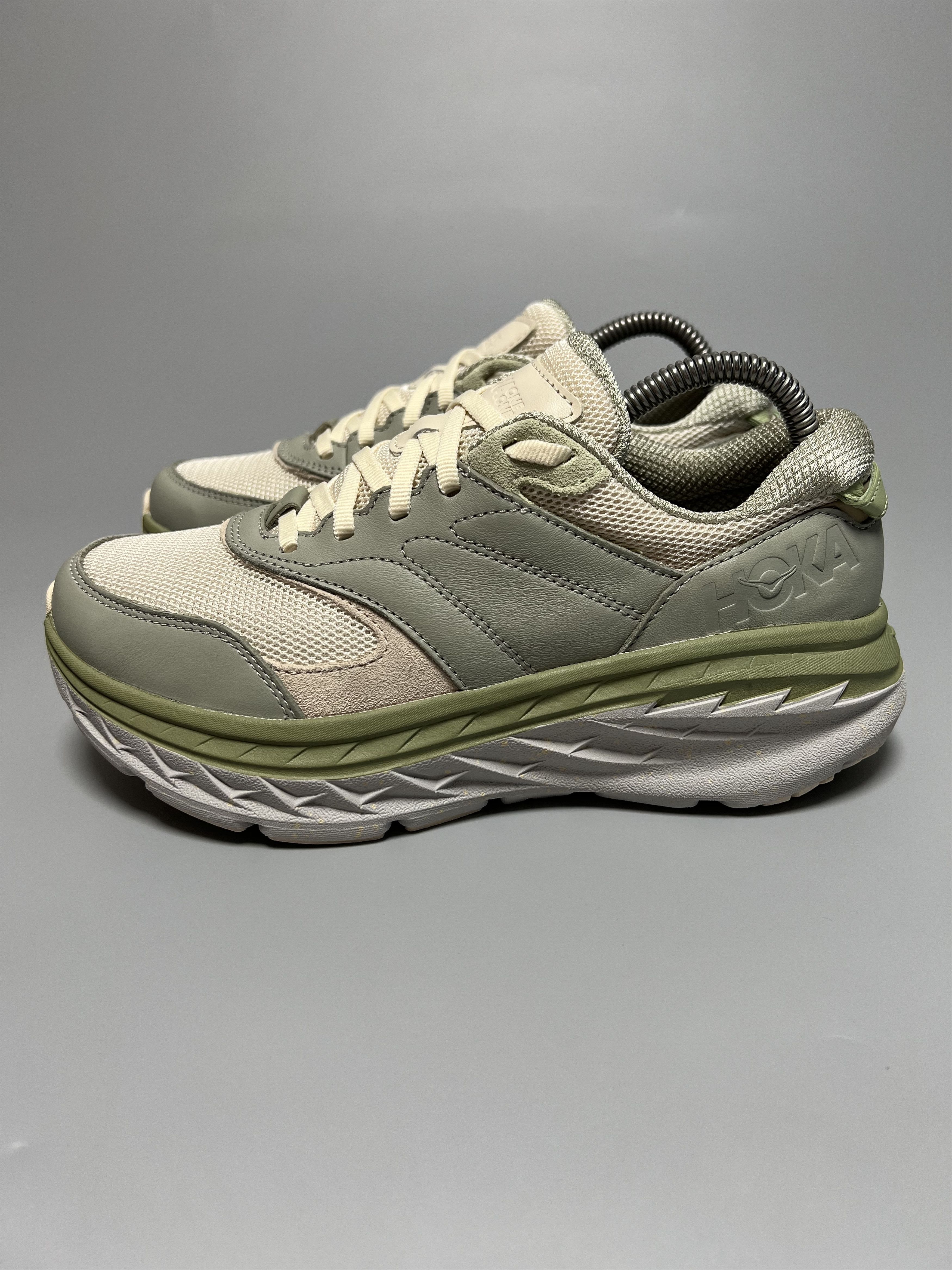 Hoka Hoka One One Bondi L Running Shoes Walking Gym Training Size US 7 / IT 37 - 2 Thumbnail
