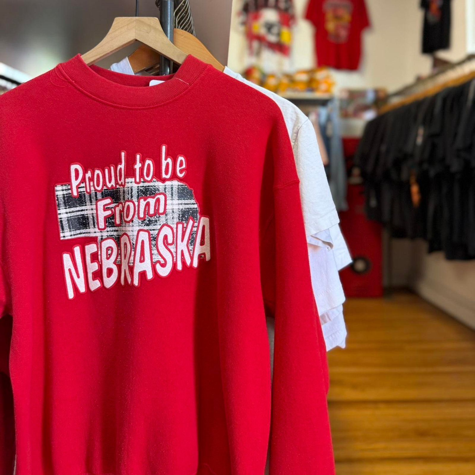 Vintage Vintage 90s Proud to be from Nebraska Huskers Crewneck Size US L / EU 52-54 / 3 - 1 Thumbnail
