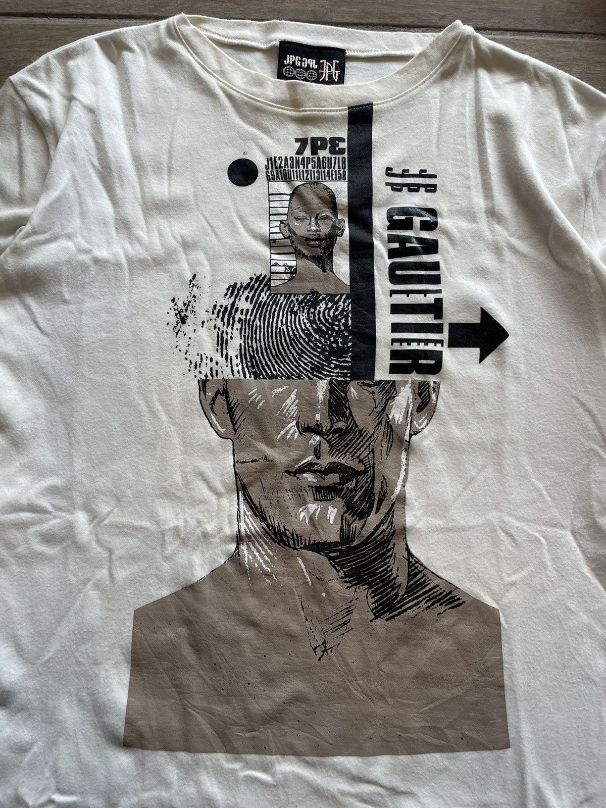 Jean Paul Gaultier Jean Paul Gaultier Art Print Tee Size US M / EU 48-50 / 2 - 2 Thumbnail