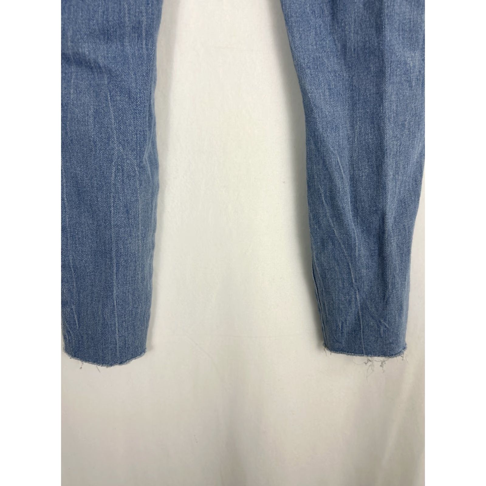 Lucky Brand Lucky Brand Jeans Bridgette High Rise Crop Denim Button Fly Raw Hem Size 4/27 Blue Size 27" / US 4 / IT 40 - 7 Thumbnail