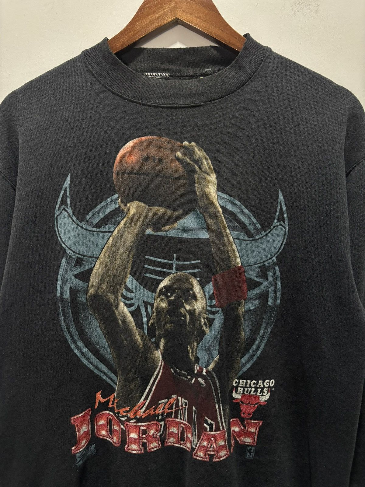 NBA Vintage Michael Jordan Chicago Bulls Sweatshirt Size US L / EU 52-54 / 3 - 2 Thumbnail