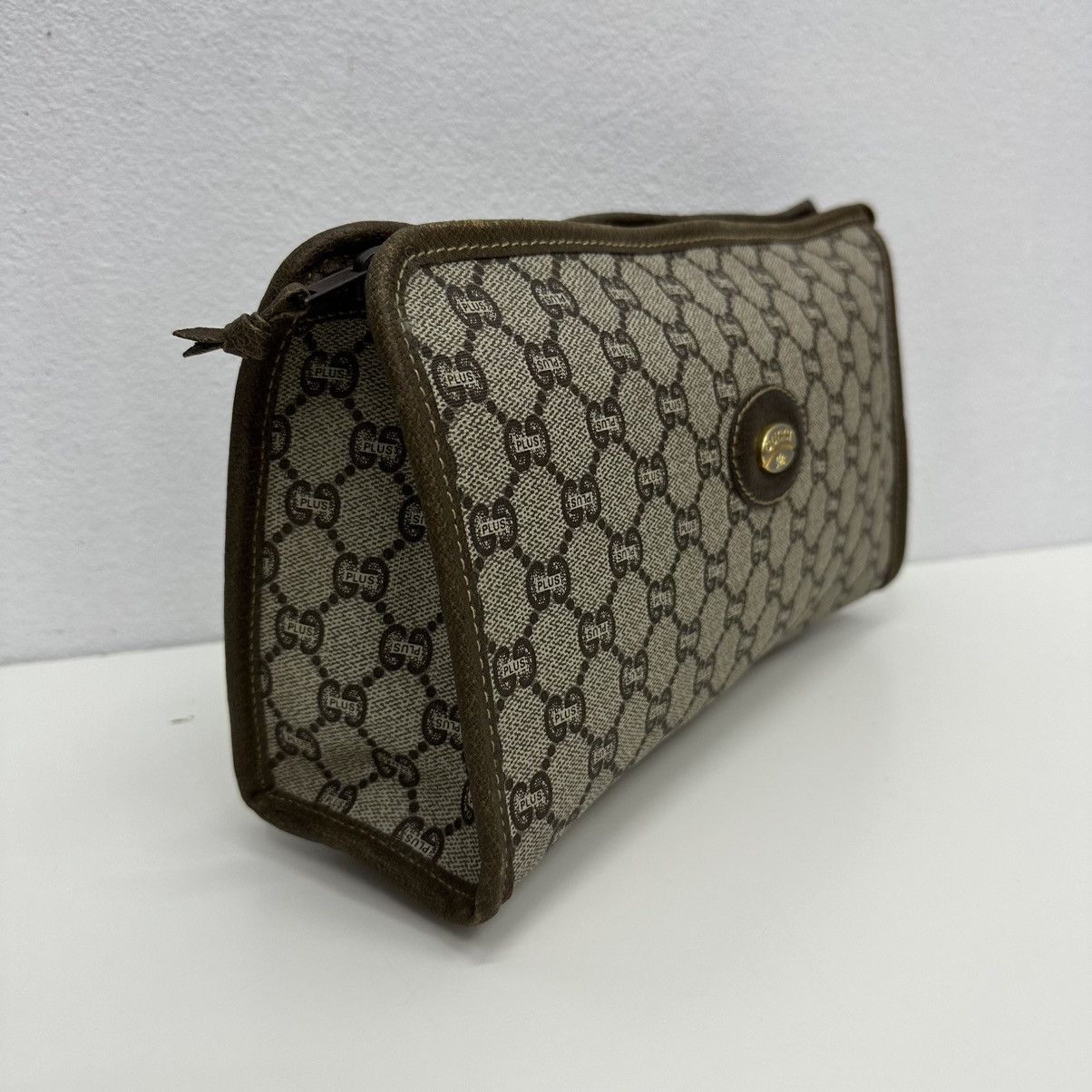 Vintage ‼️YES‼️ AUTHENTIC GUCCI GG PLUS CLUTCH BAG Size ONE SIZE - 3 Thumbnail