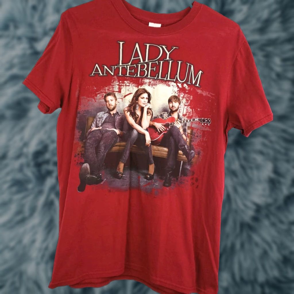Gildan VINTAGE Gildan Lady Antebellum Shirt T-Shirt Adult Medium Red Crew Neck Short Sleeve Graphic Tee Hillary Scott 2000s 2010s Mens M Bits Logo Size US M / EU 48-50 / 2 - 1 Thumbnail