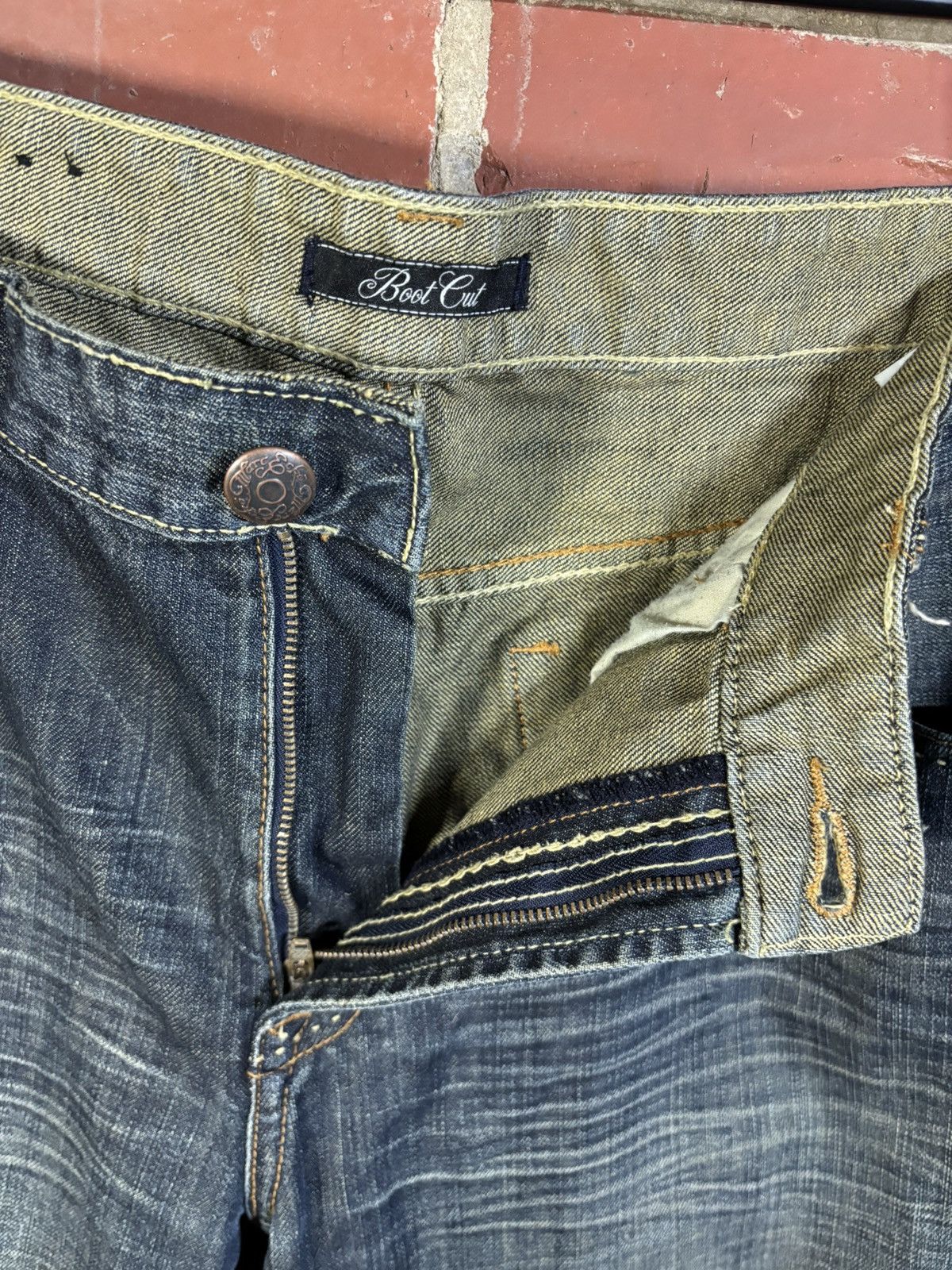 Marc Ecko Vintage Y2k Marc Ecko Cut-Sew Jeans Boot 38x32 (Real 39x32) Size US 39 - 6 Thumbnail