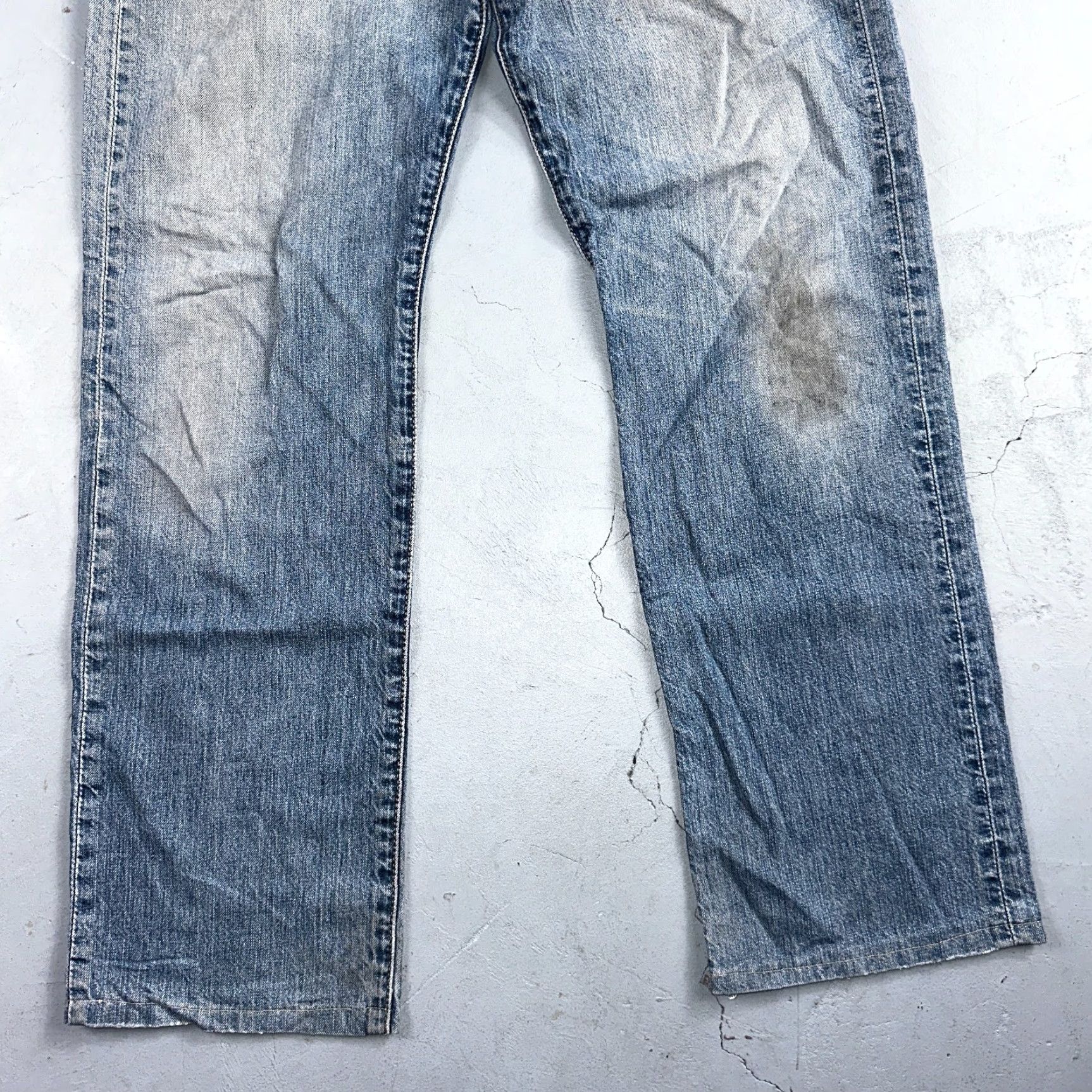 Levi's VINTAGE Levi's 501 Jeans Straight Blue Light Wash 33x34 90s Classic Regular Men Ships? Size US 33 - 3 Thumbnail
