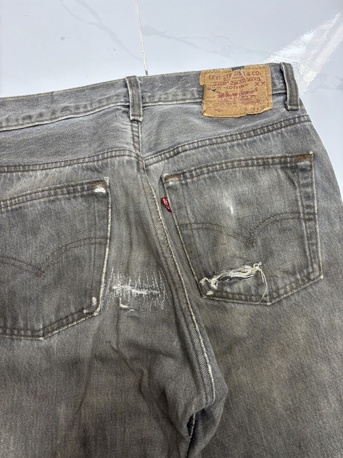 Levi's 🔥VTG LEVIS 501 MUD WASH DIRT JEANS DISTRESS Size US 29 - 14 Thumbnail