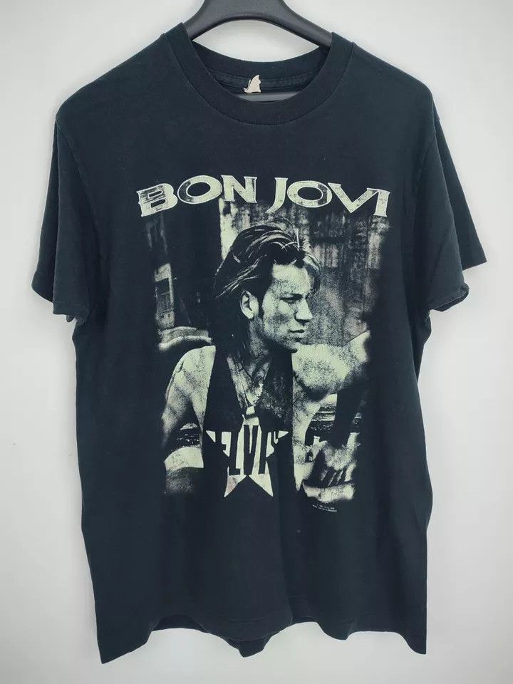 Vintage Rare Bon Jovi 1993 world tour vintage t shirt Size XL Size US XL / EU 56 / 4 - 18 Thumbnail