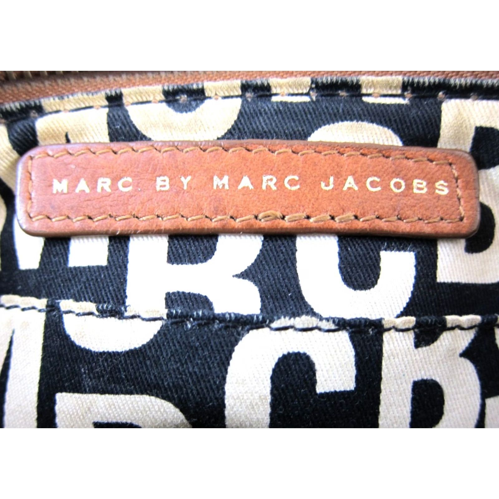 Marc by Marc Jacobs VINTAGE Marc By Marc Jacobs Crossbody Purse Brown Leather Gold Turnlock Small Women None XS Size ONE SIZE - 3 Thumbnail