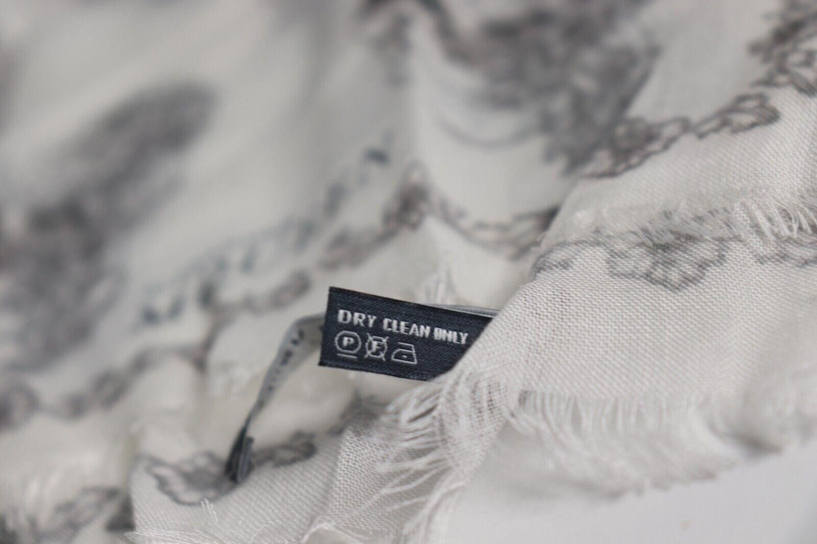 Alexander McQueen Alexander McQueen 38" White Black Floral Skull Scarf NWOT Size ONE SIZE - 6 Thumbnail