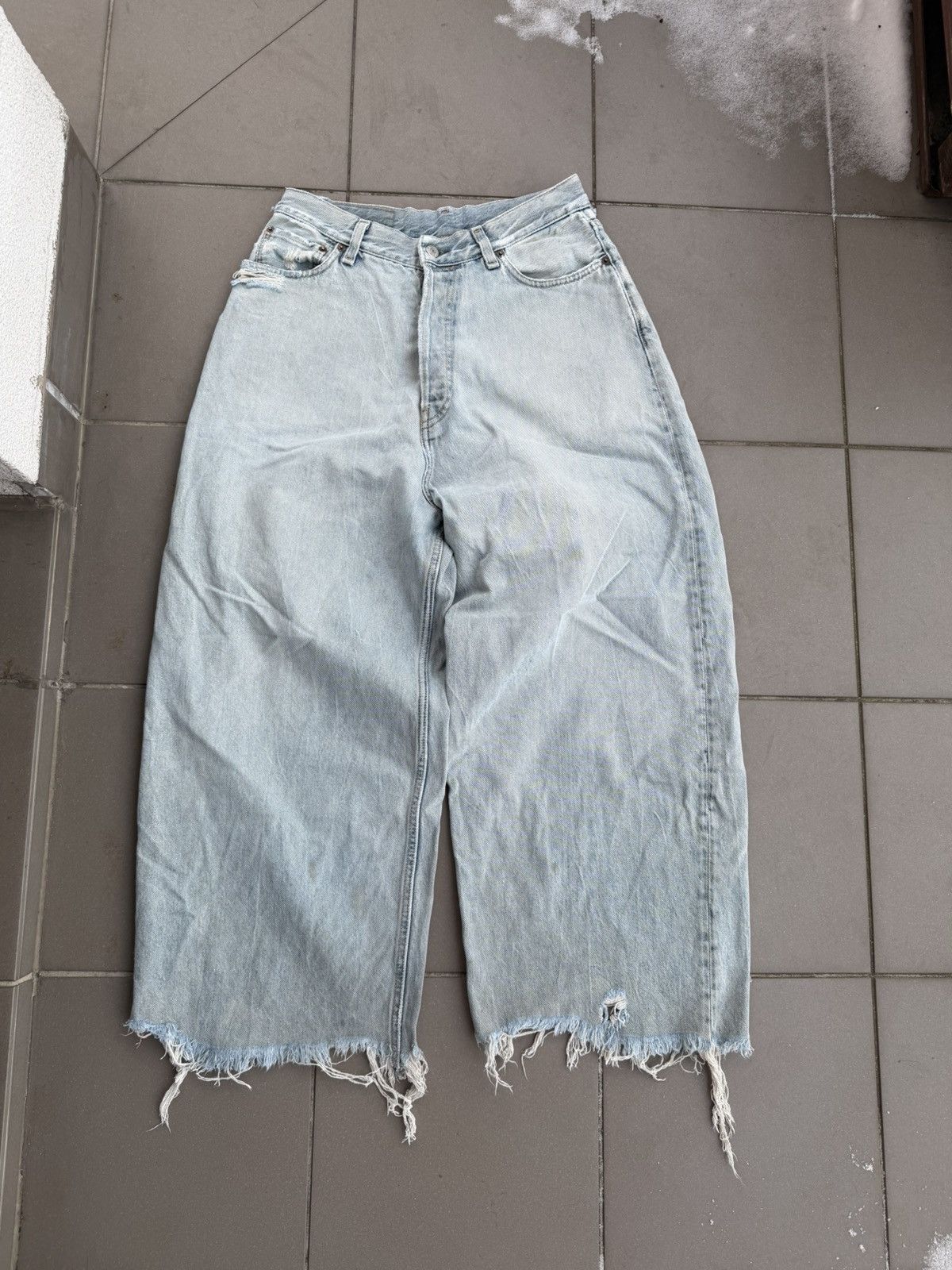 Acne Studios Acne Studios 2023M FN Delta trashed distressed denim pants Size US 29 - 1 Thumbnail