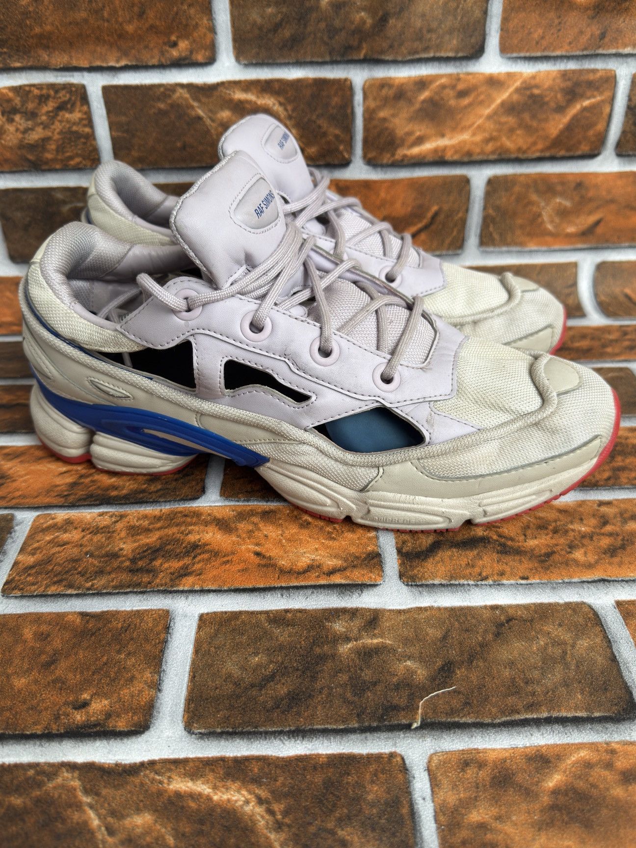 Adidas × Raf Simons Ozweego cut out sneaker Size US 11 / EU 44 - 2 Thumbnail