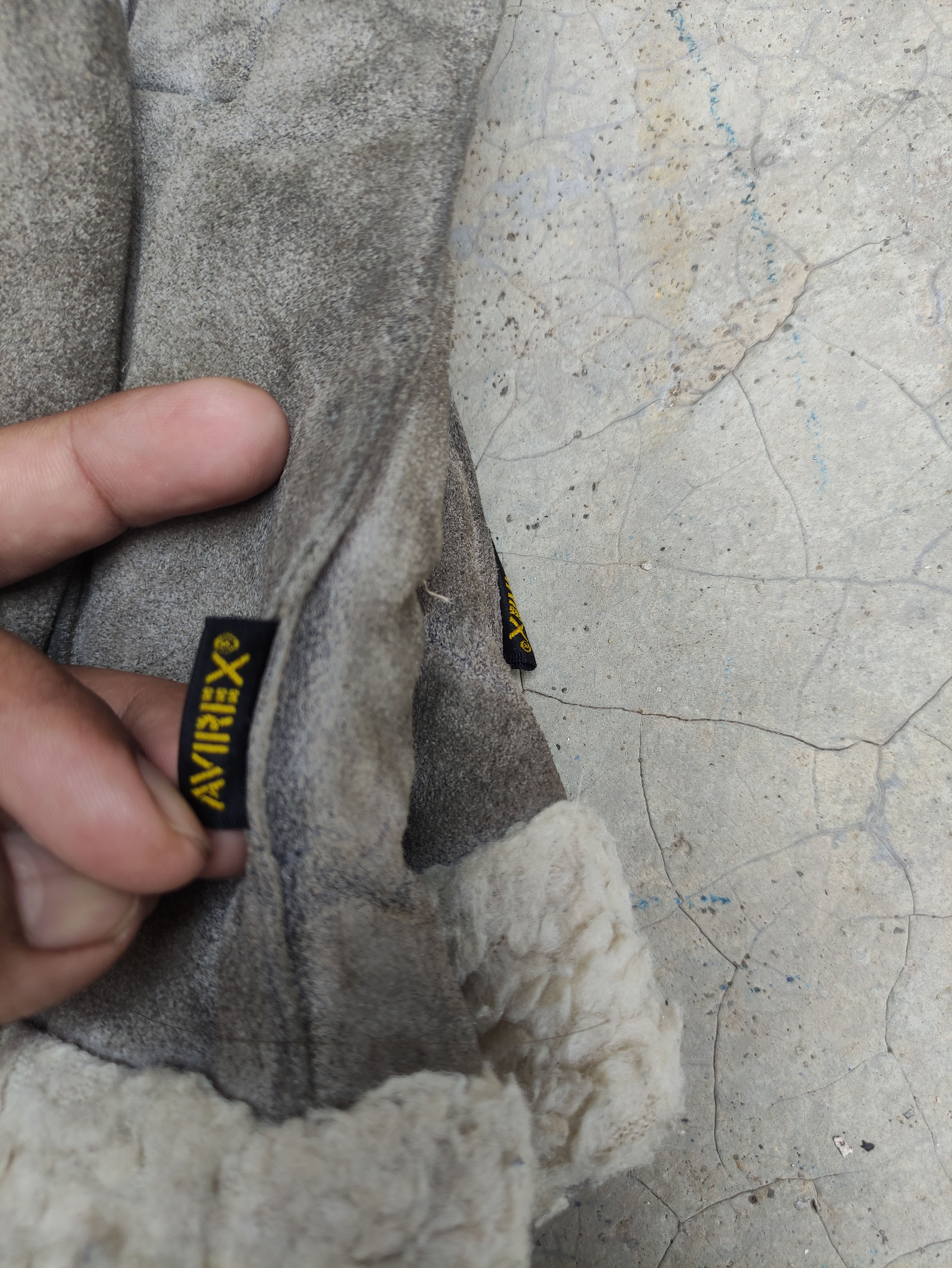 Avirex AVIREX AIR FORCE VINTAGE GLOVES SUEDE LEATHER/ FLEECE Size ONE SIZE - 15 Thumbnail