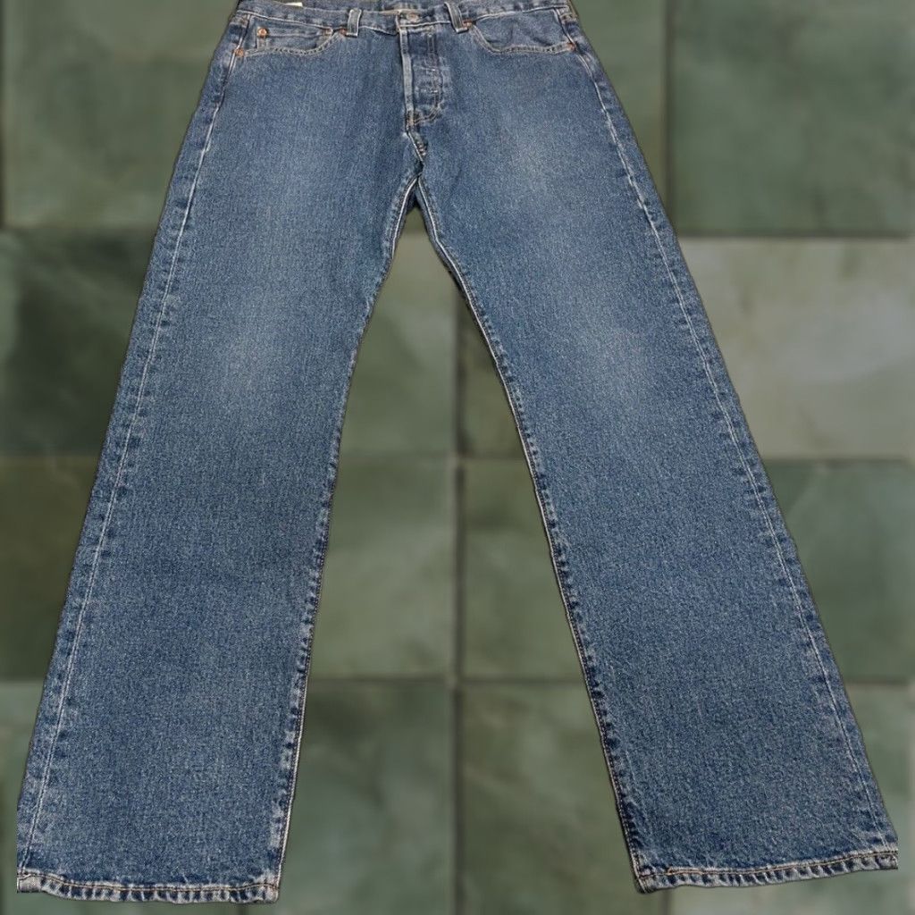 Levi's VINTAGE Levi's 501 XX Button Fly Denim Jeans Size 33x31 Blue Big E Mens Size US 33 - 1 Thumbnail
