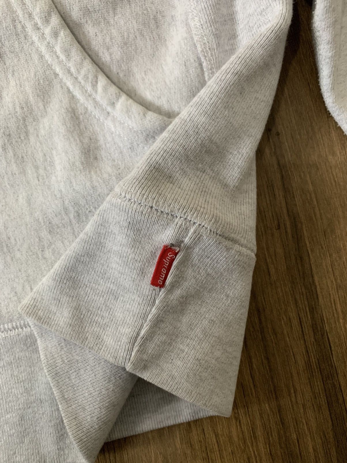 Independent Truck Co. × Supreme Supreme x Independent Hoddie Size US M / EU 48-50 / 2 - 3 Thumbnail