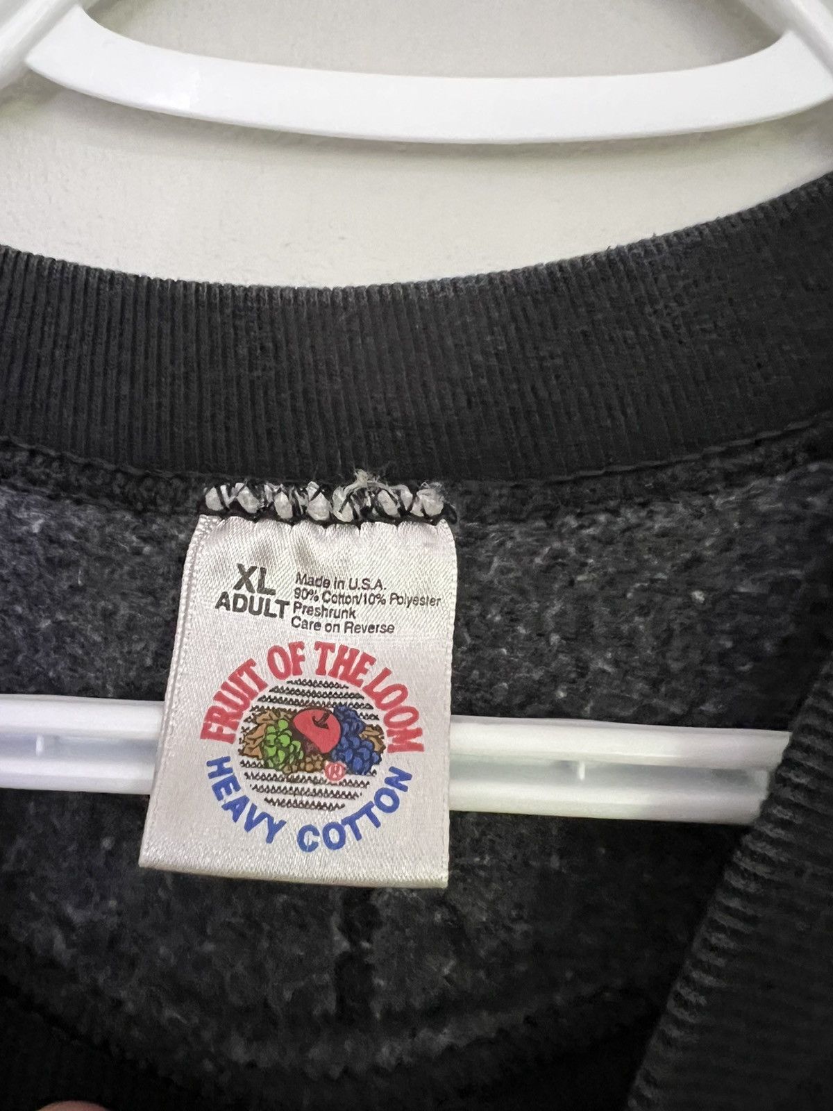 Fruit Of The Loom Vintage 90s Neil Diamond Sweatshirt Black Size US XL / EU 56 / 4 - 3 Thumbnail