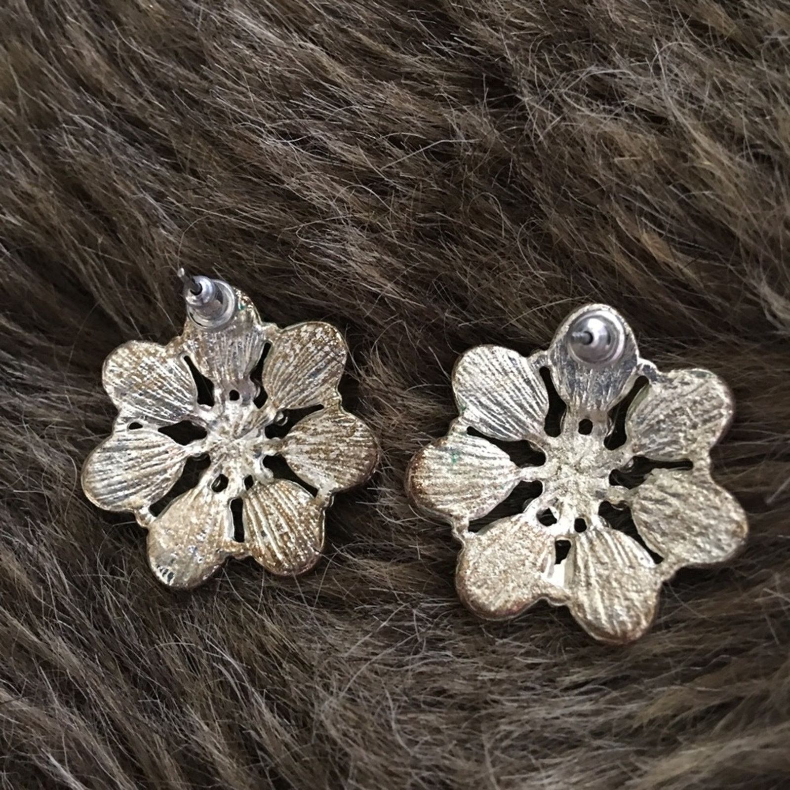 Vintage Vintage pearl and rhinestone floral style earrings Size ONE SIZE - 2 Thumbnail