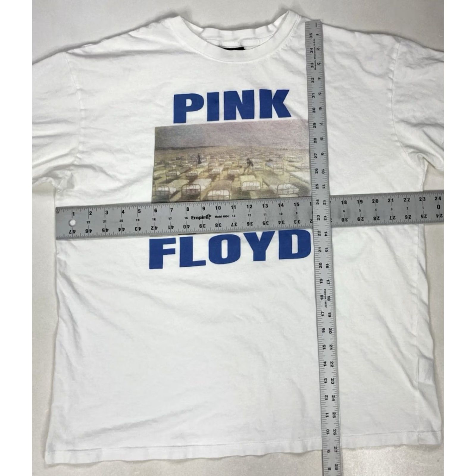 Vintage VINTAGE Pink Floyd Graphic T-shirt Men Large White Short Sleeve Crew Neck Logo All Seasons Band Music Retro Mens L White Pink Floyd Shirt Size US L / EU 52-54 / 3 - 6 Thumbnail