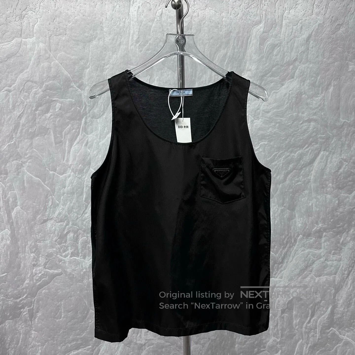 Prada prada sleeveless top with metal triangle logo. Size S / US 4 / IT 40 - 1 Thumbnail