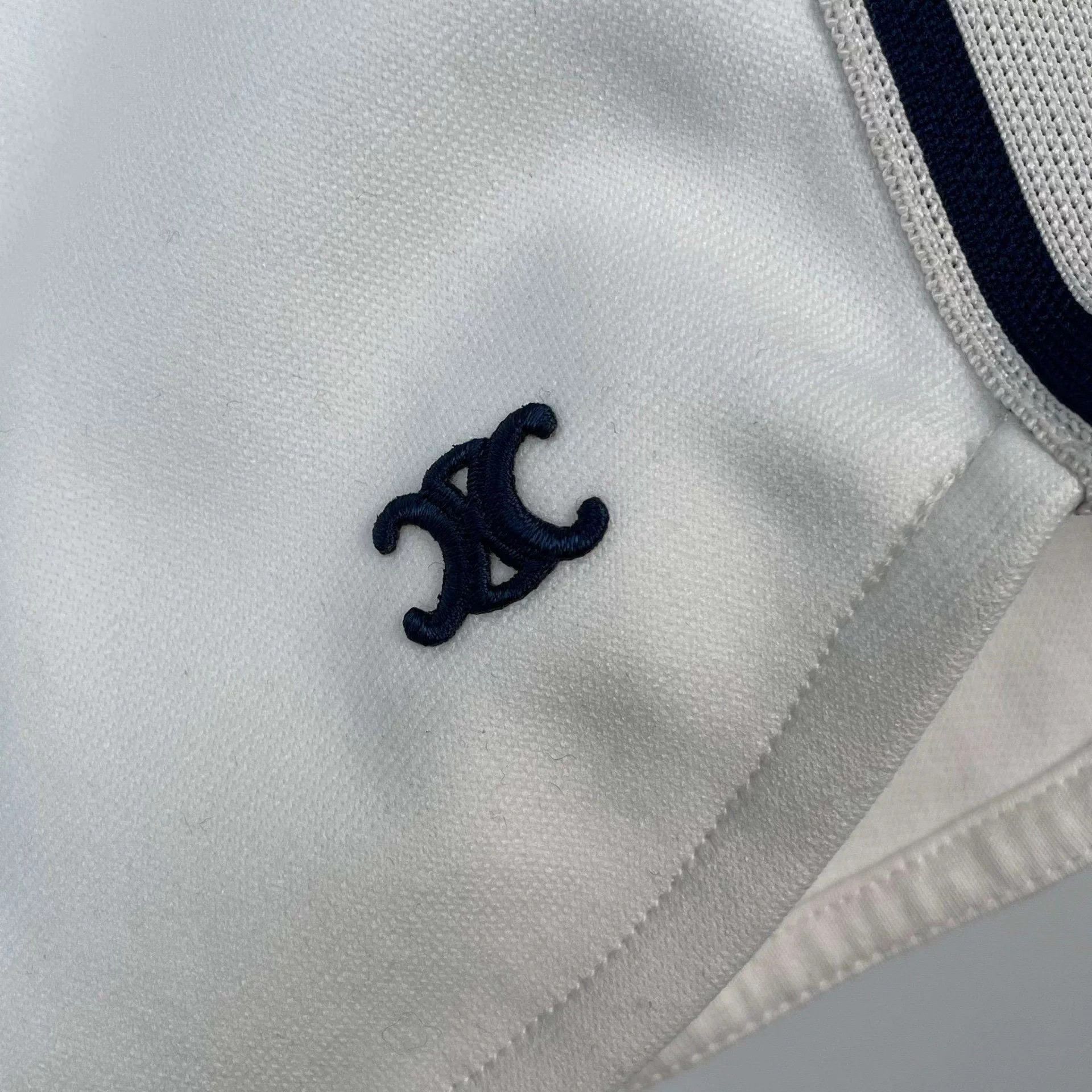 Celine Celine Triomphe Gold Buckle Embroidered Logo Solid Short M Size 28" / US 6 / IT 42 - 6 Thumbnail
