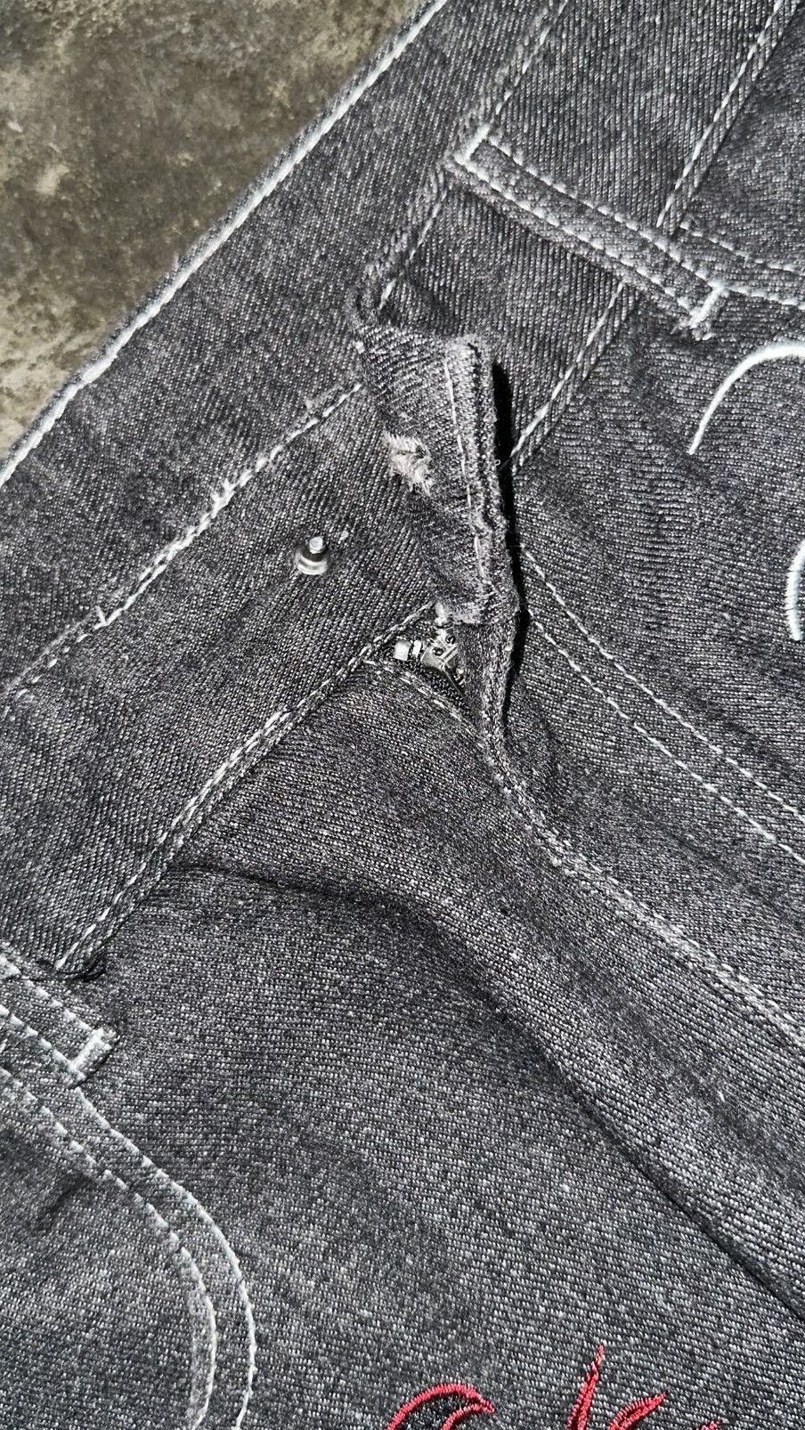 Other RARE JAPAN EMBROIDERED JEANS Size US 33 - 5 Thumbnail