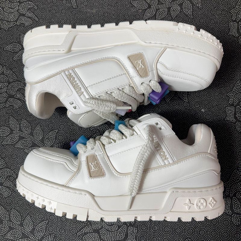 Louis Vuitton Louis Vuitton Trainer Maxi Low-Top Sneakers for Men -2508 Size US 9.5 / EU 42-43 - 4 Thumbnail