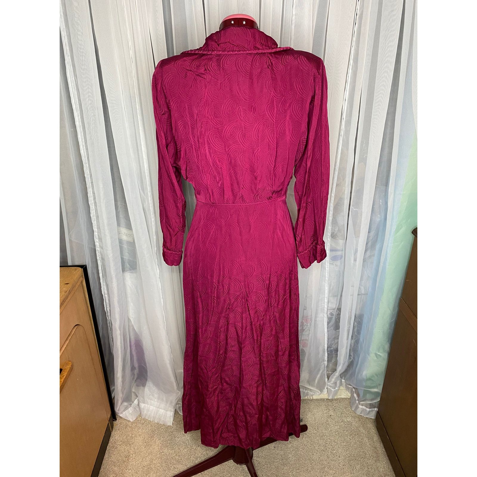 Vintage styled by Kamore dressing gown Wrap dress 1940s Size S / US 4 / IT 40 - 4 Thumbnail