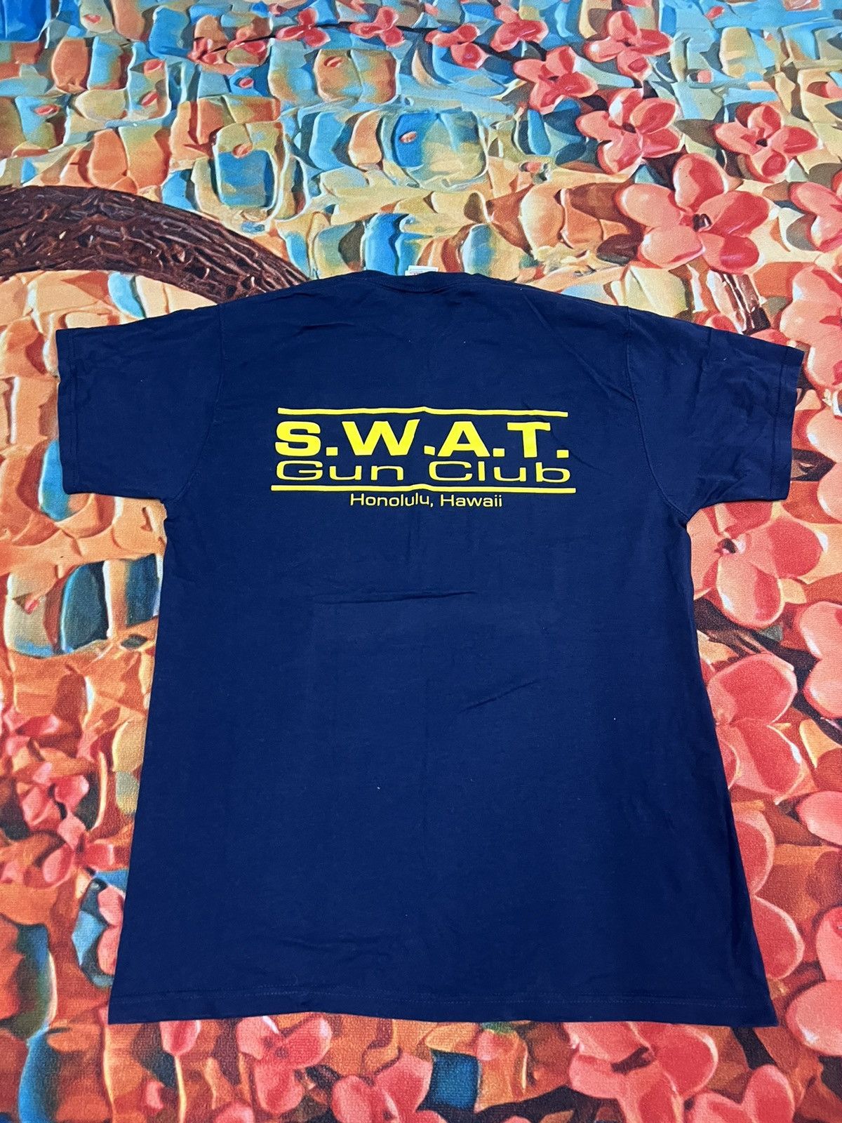 Vintage SWAT Gun Club 90’s T-shirt - Honolulu Hawaii Size US M / EU 48-50 / 2 - 4 Thumbnail