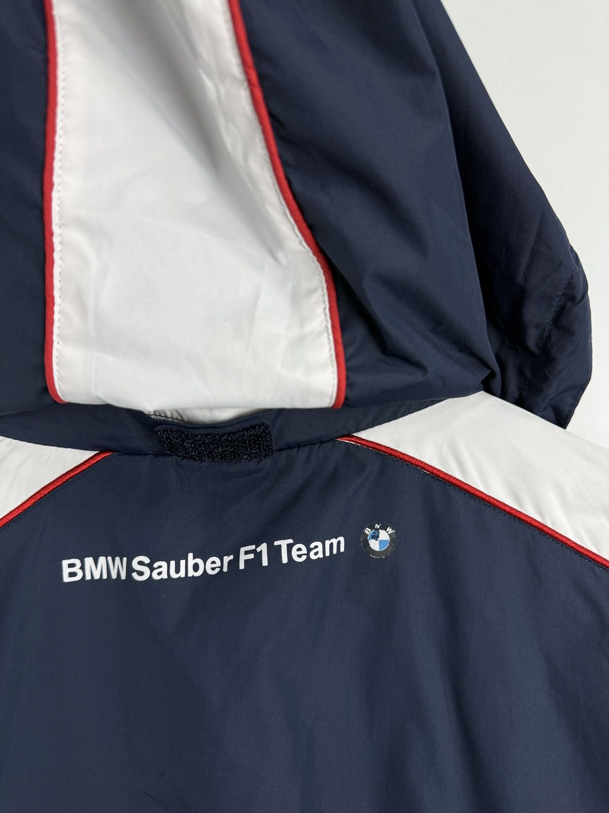 BMW × Formula 1 🇩🇪 Vintage Y2K BMW Sauber F1 Team Jacket Rare Retro Hype Size US L / EU 52-54 / 3 - 11 Thumbnail