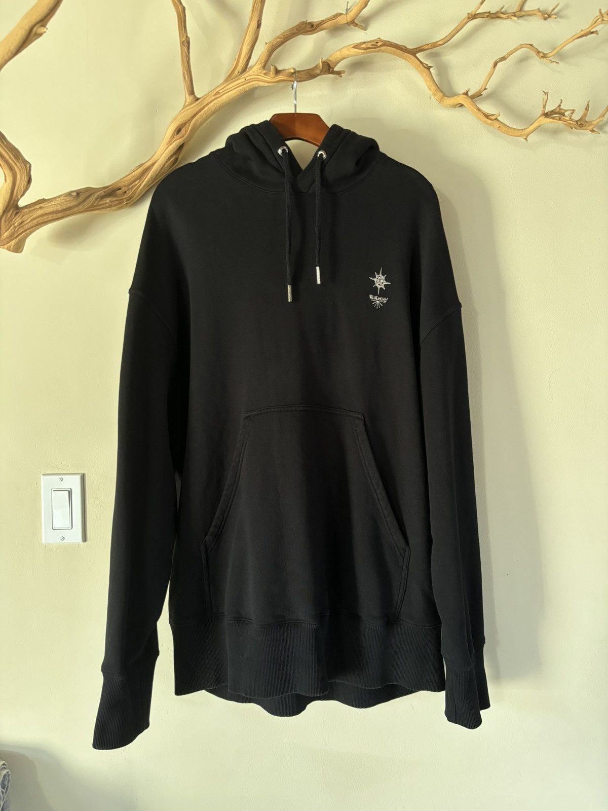 Givenchy Givenchy Chain Empty Frame Hoodie Size US S / EU 44-46 / 1 - 3 Thumbnail